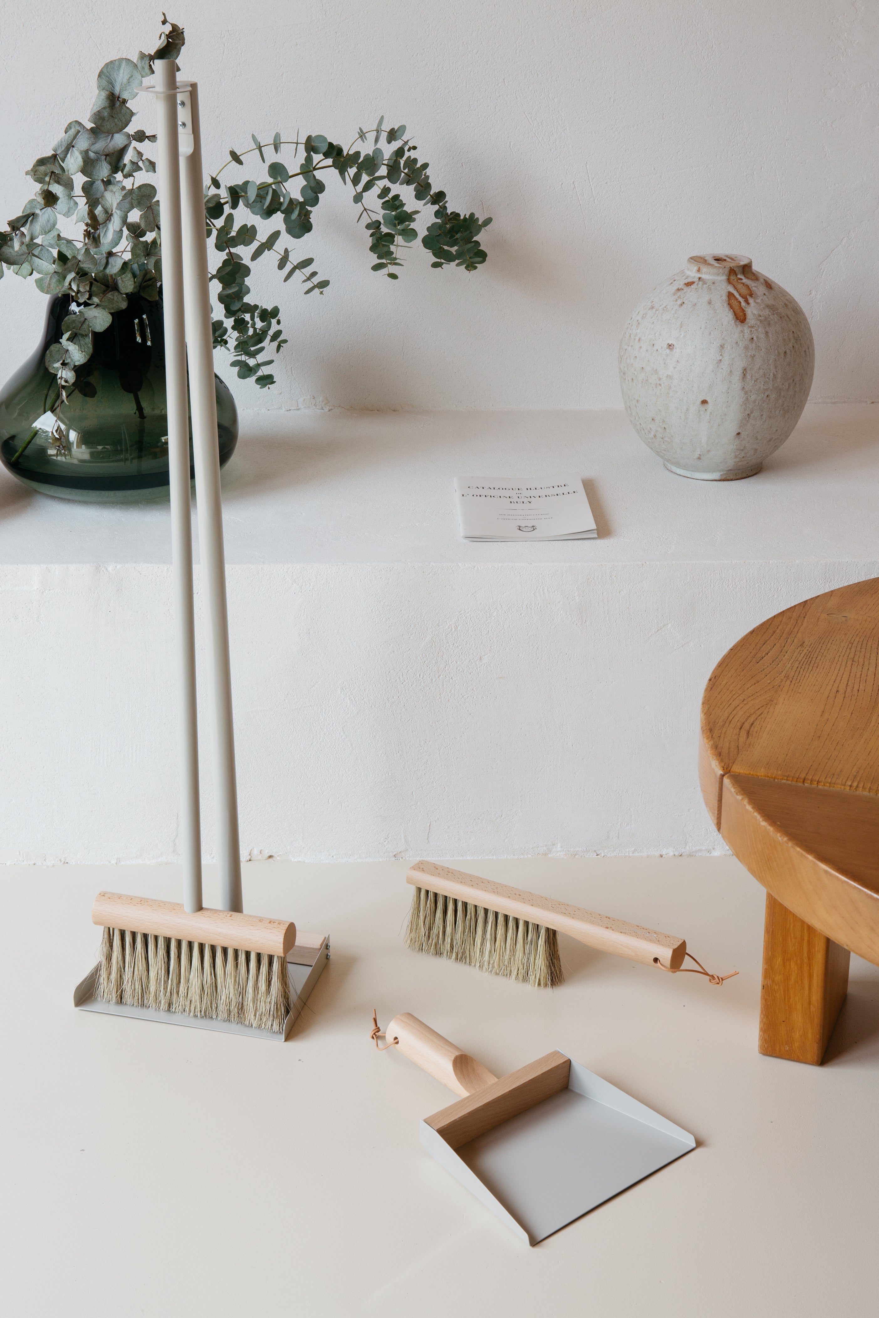 Andree Jardin NATURAL GRAY---"Mr & Mrs Clynk" Hand Brush, Dustpan and Wall Hooks