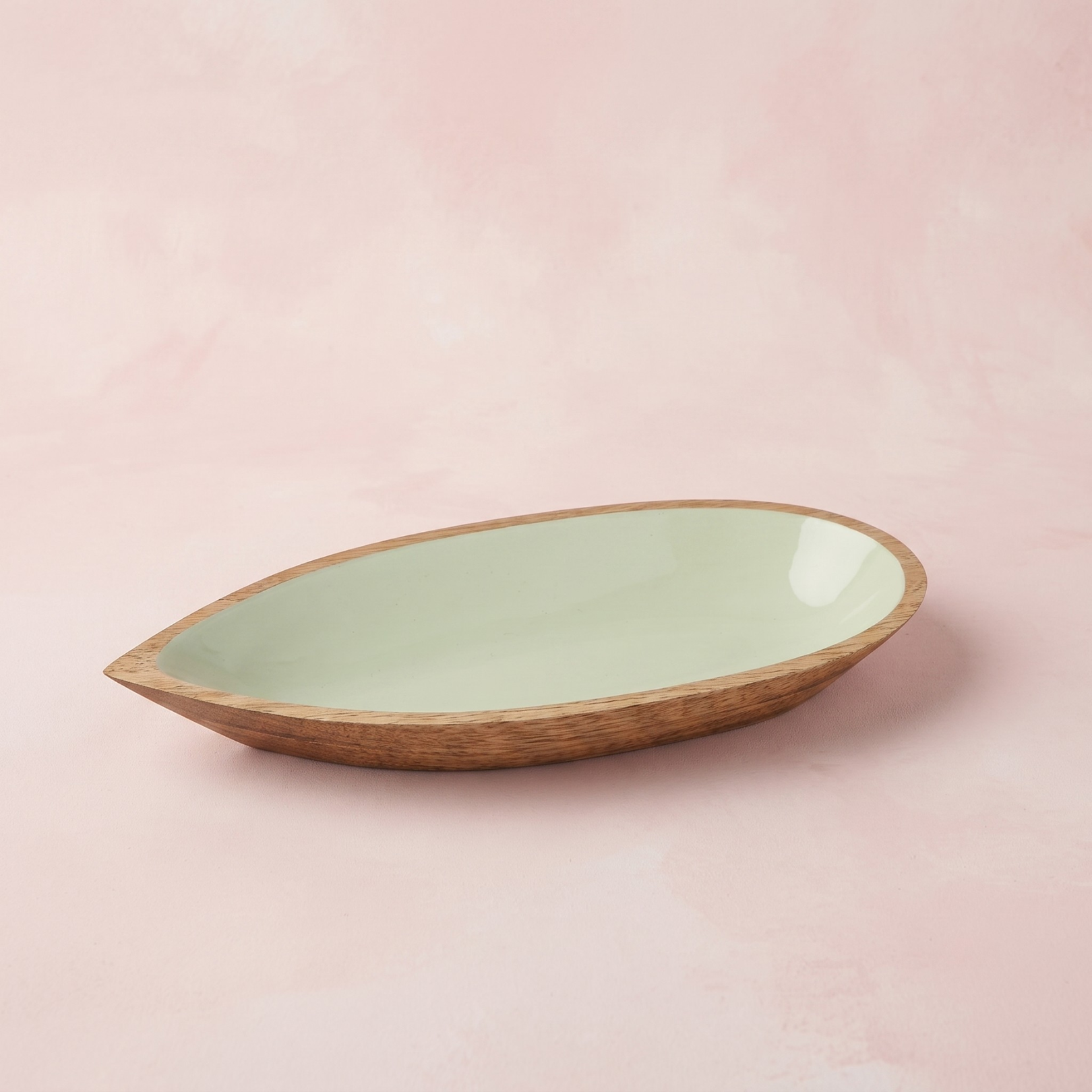 Madras Large Oval Bowl, Mint