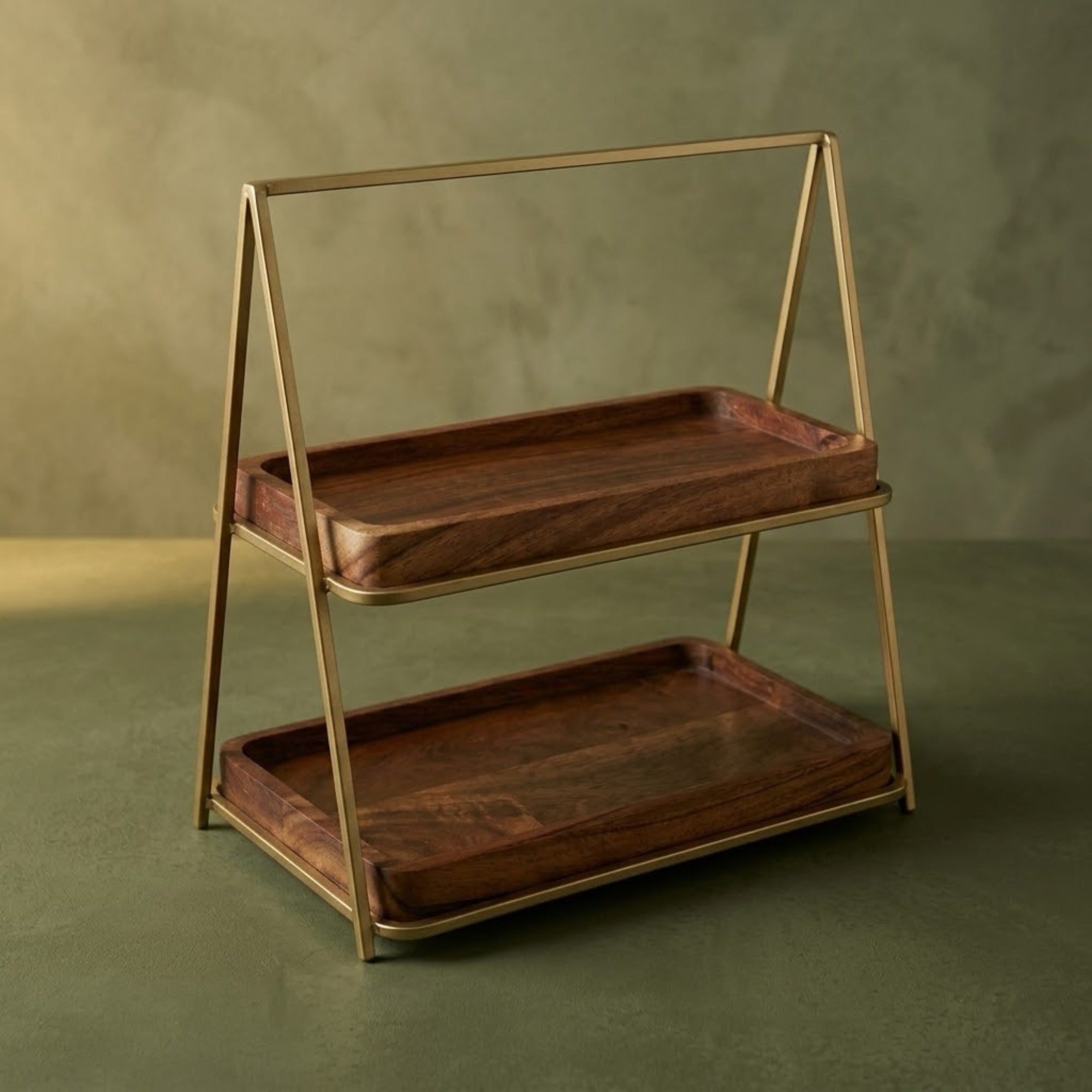 Mariposa Tiered Stand
