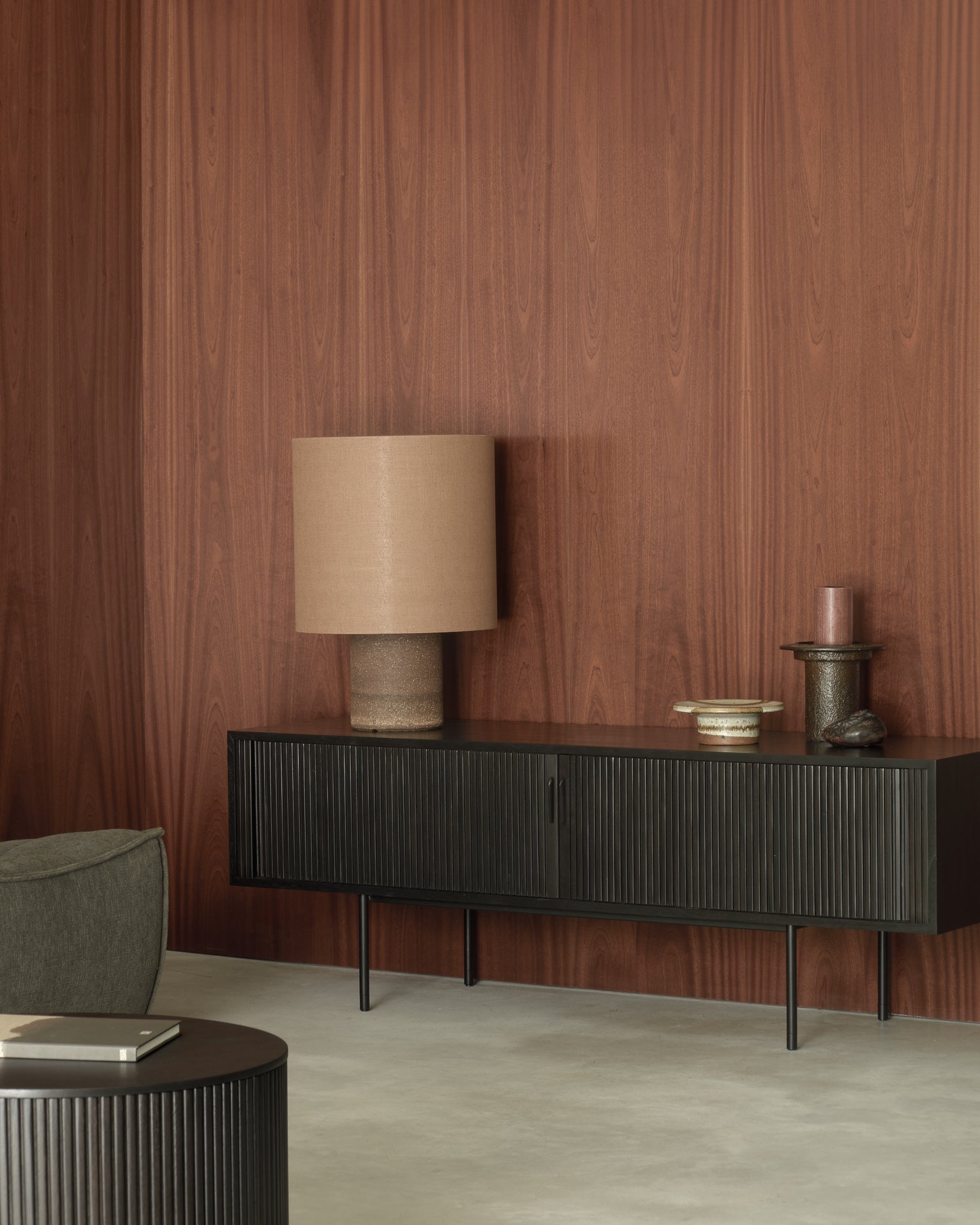 Roller Max TV cupboard - varnished teak - black - 2 sliding doors - 1 inside drawer