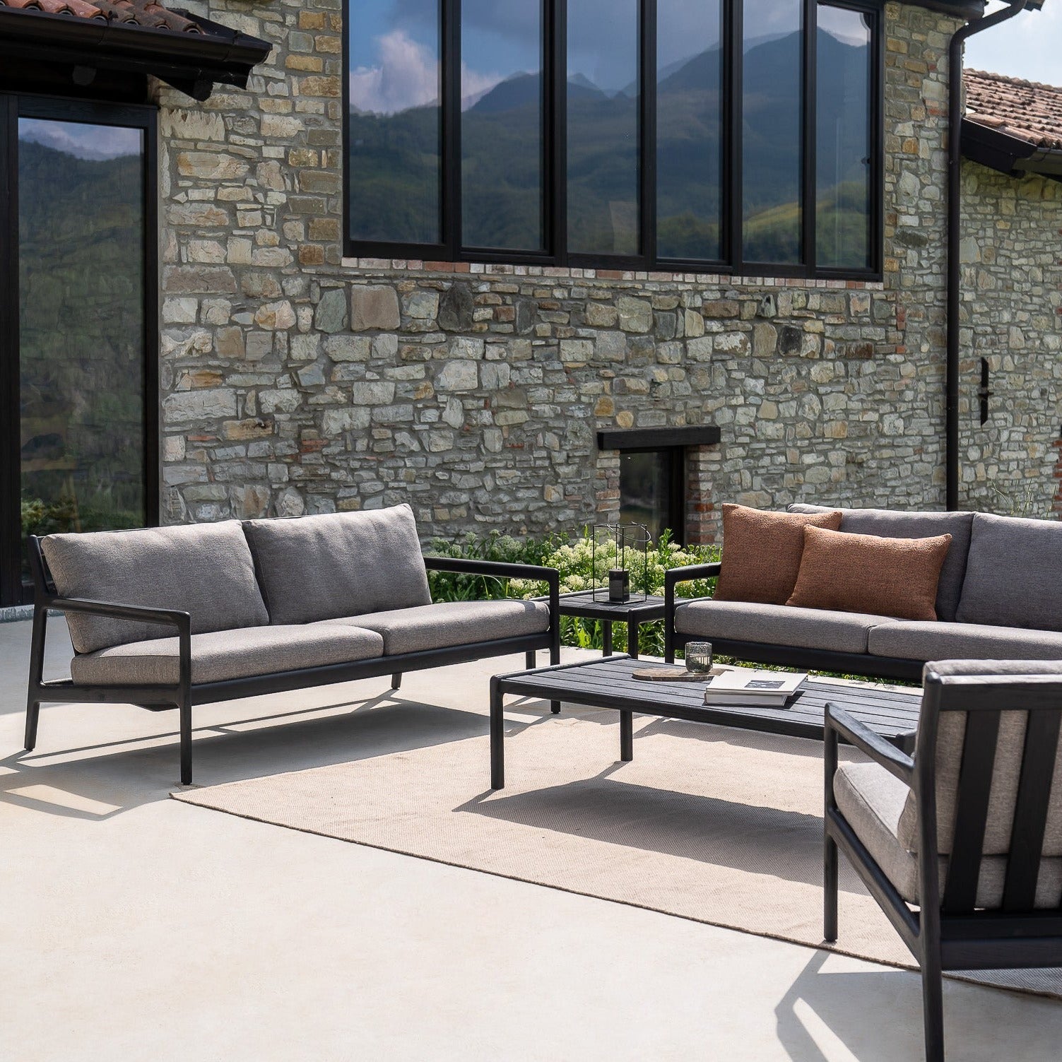 Nomad Indoor / Outdoor Rug