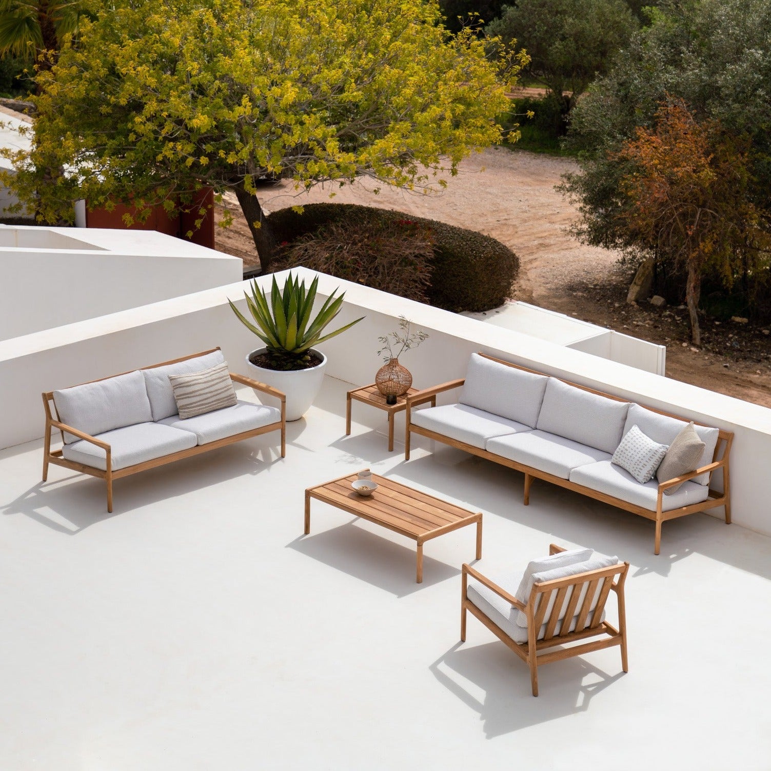 Jack Solid Teak Outdoor Lounge Chair, Off White Fabric