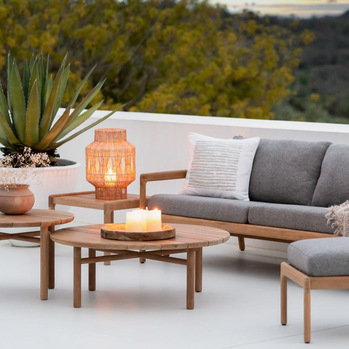 Quatro Solid Teak Outdoor Coffee Table, 38"