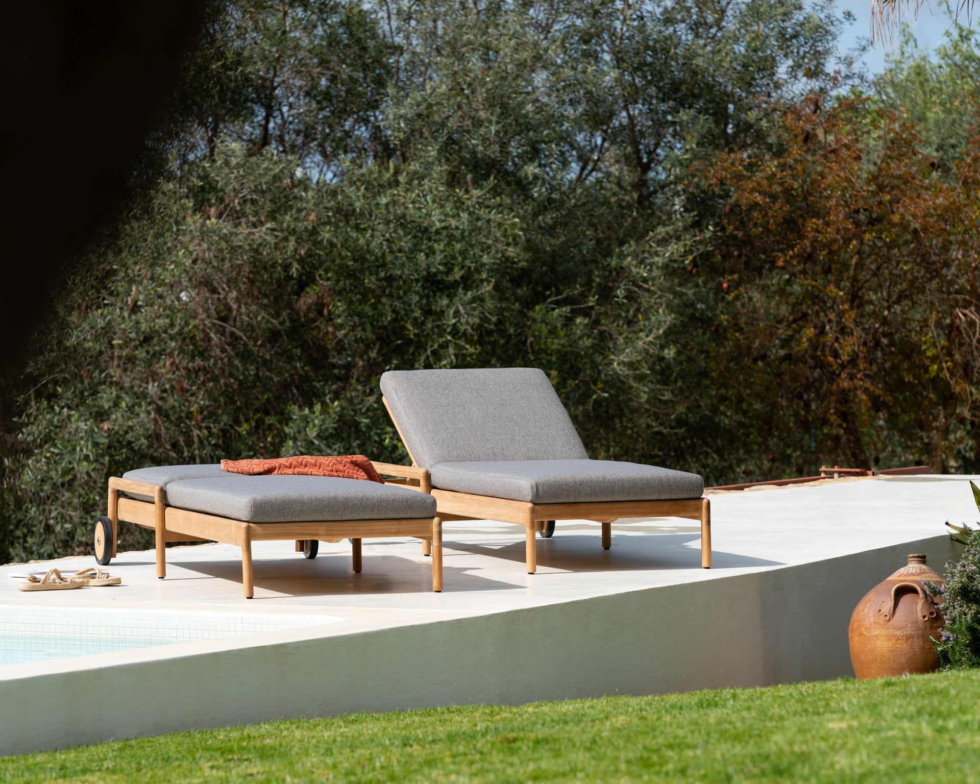 Jack Outdoor Adjustable Lounger Cushion, Mocha Fabric