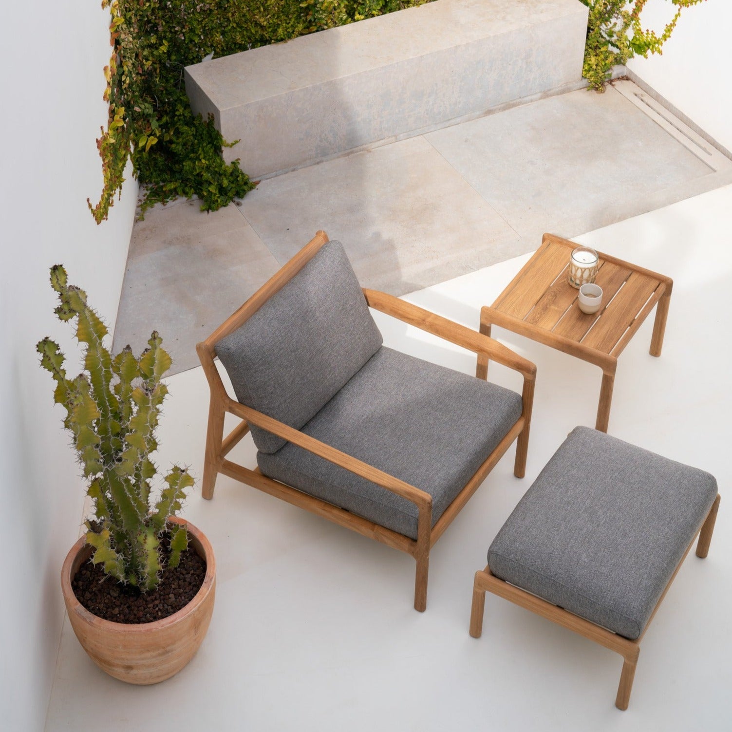 Jack Solid Teak Outdoor Lounge Chair, Mocha Fabric