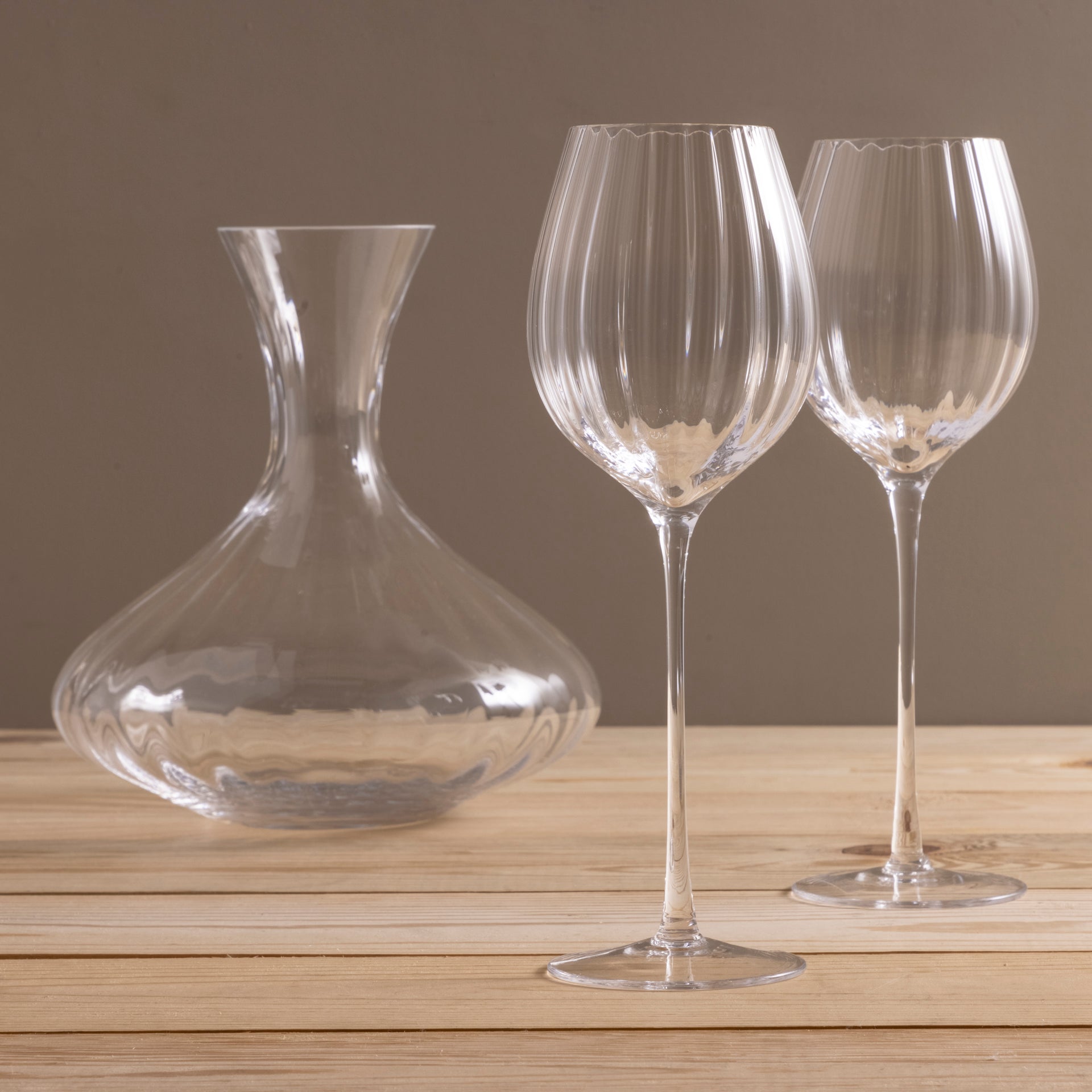 LSA Metropolitan Wine Glass 12 oz Clear, Set of 4