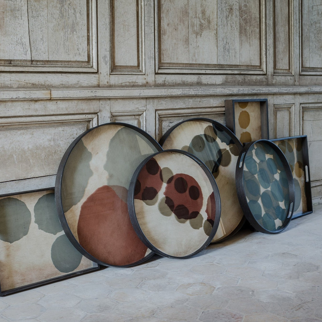 Round Pinot Layered Dots Glass Tray, Small