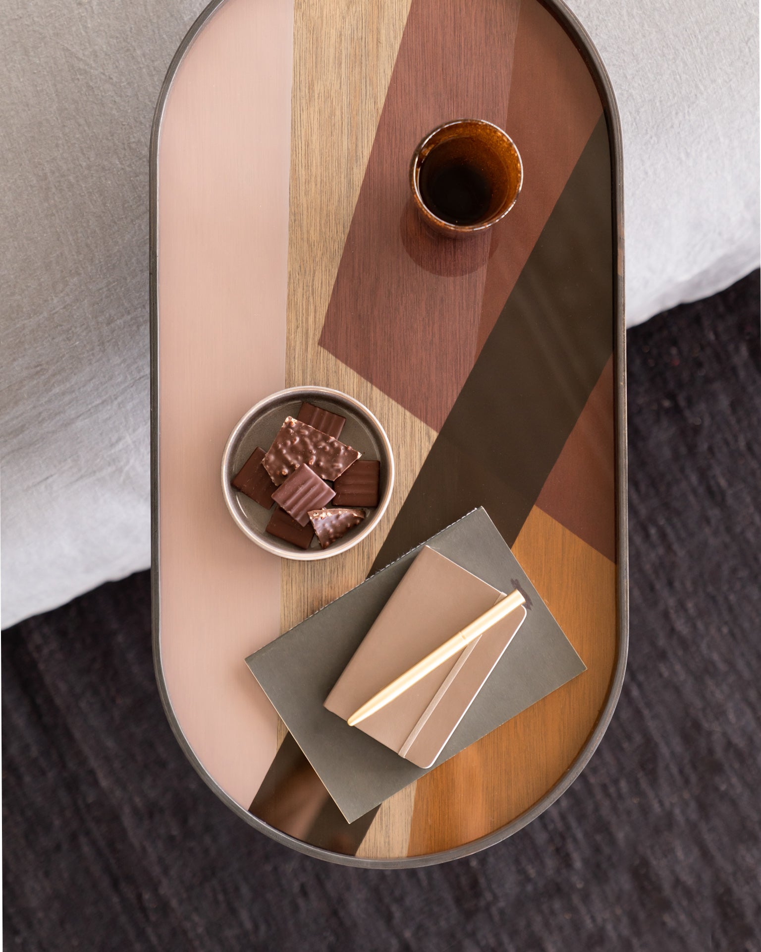 Oblong Pinot Glass Angle Tray, Medium