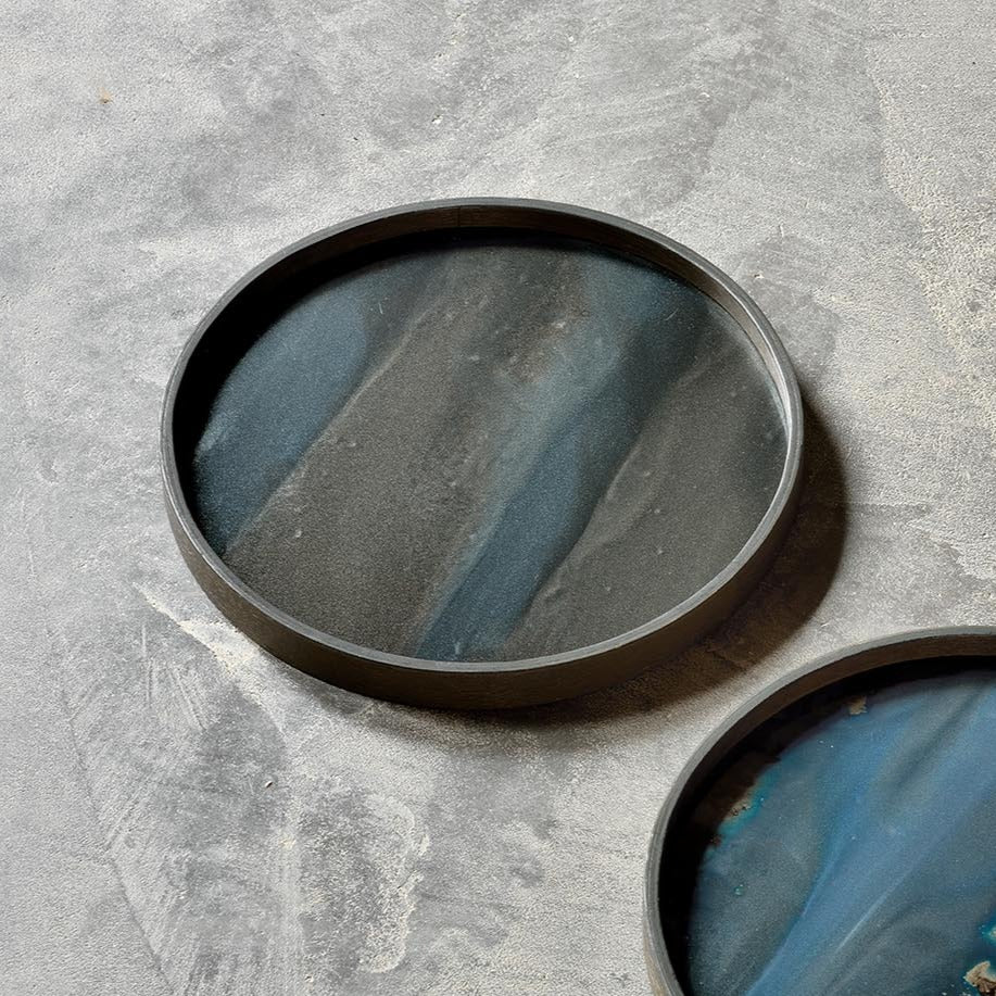 Round Glass Organic Valet Tray, Graphite