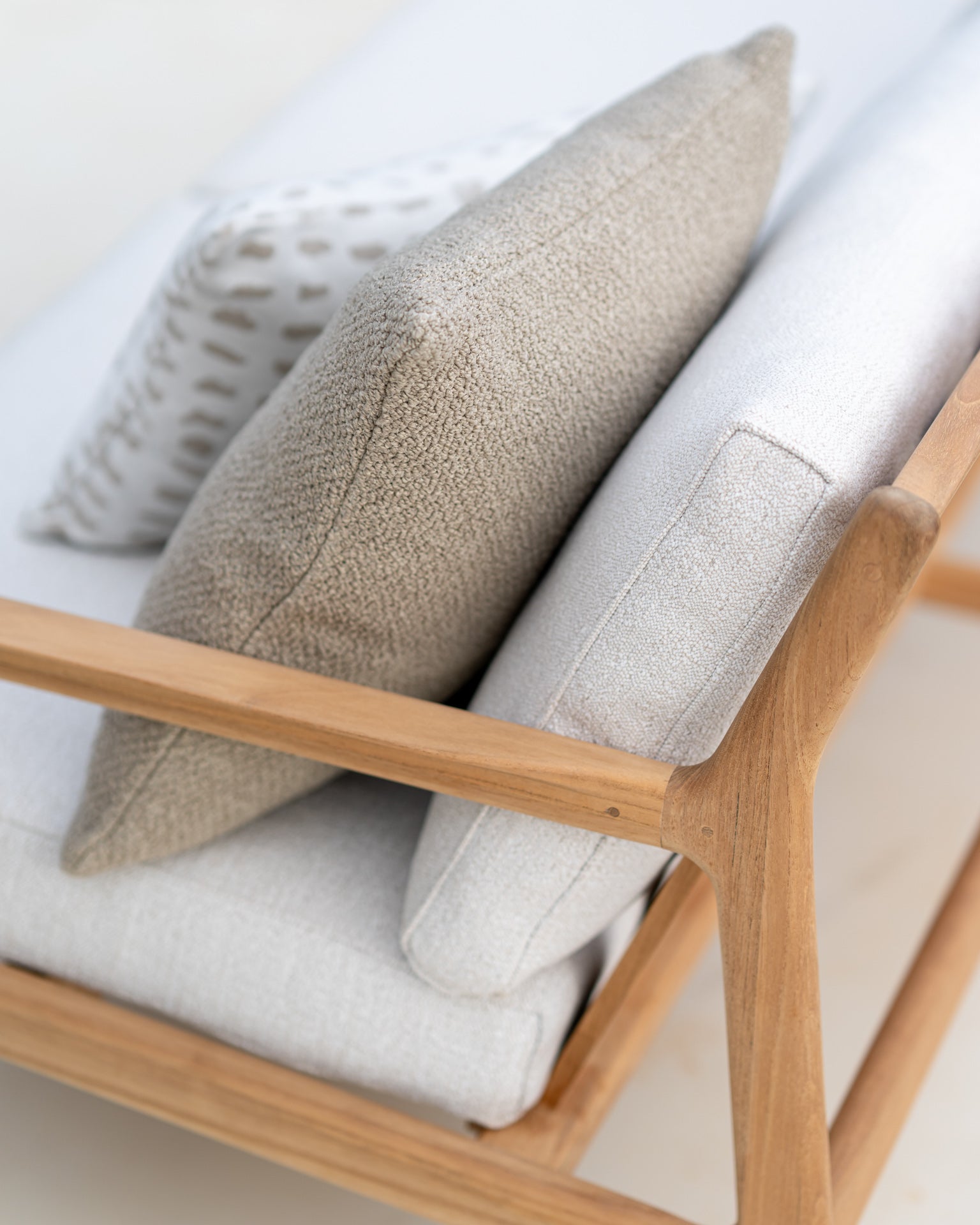 Boucle Outdoor Square Pillow, Set of 2, Oat