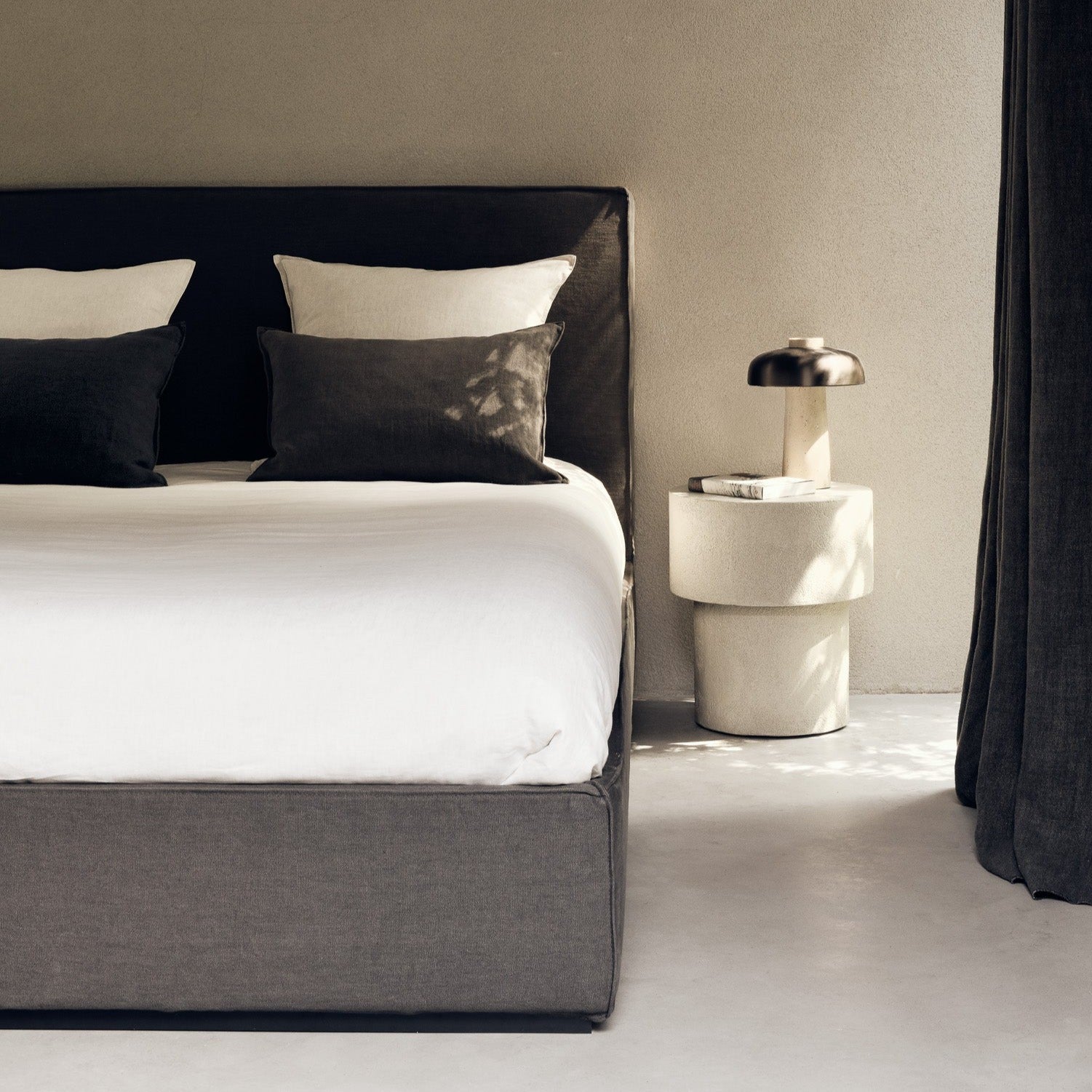 Elements side table - Microcement - Off White - mushroom shape