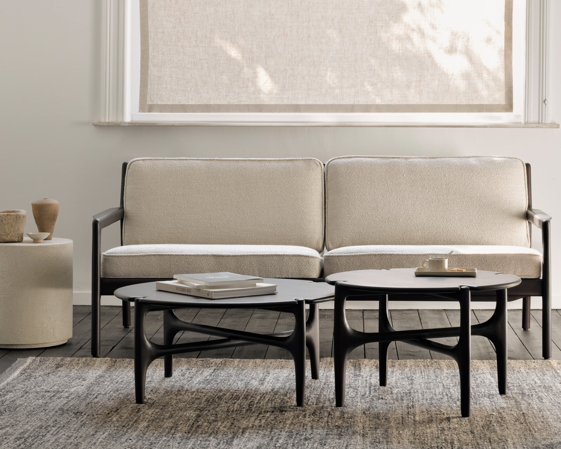 Elements side table - Microcement - Off White - mushroom shape