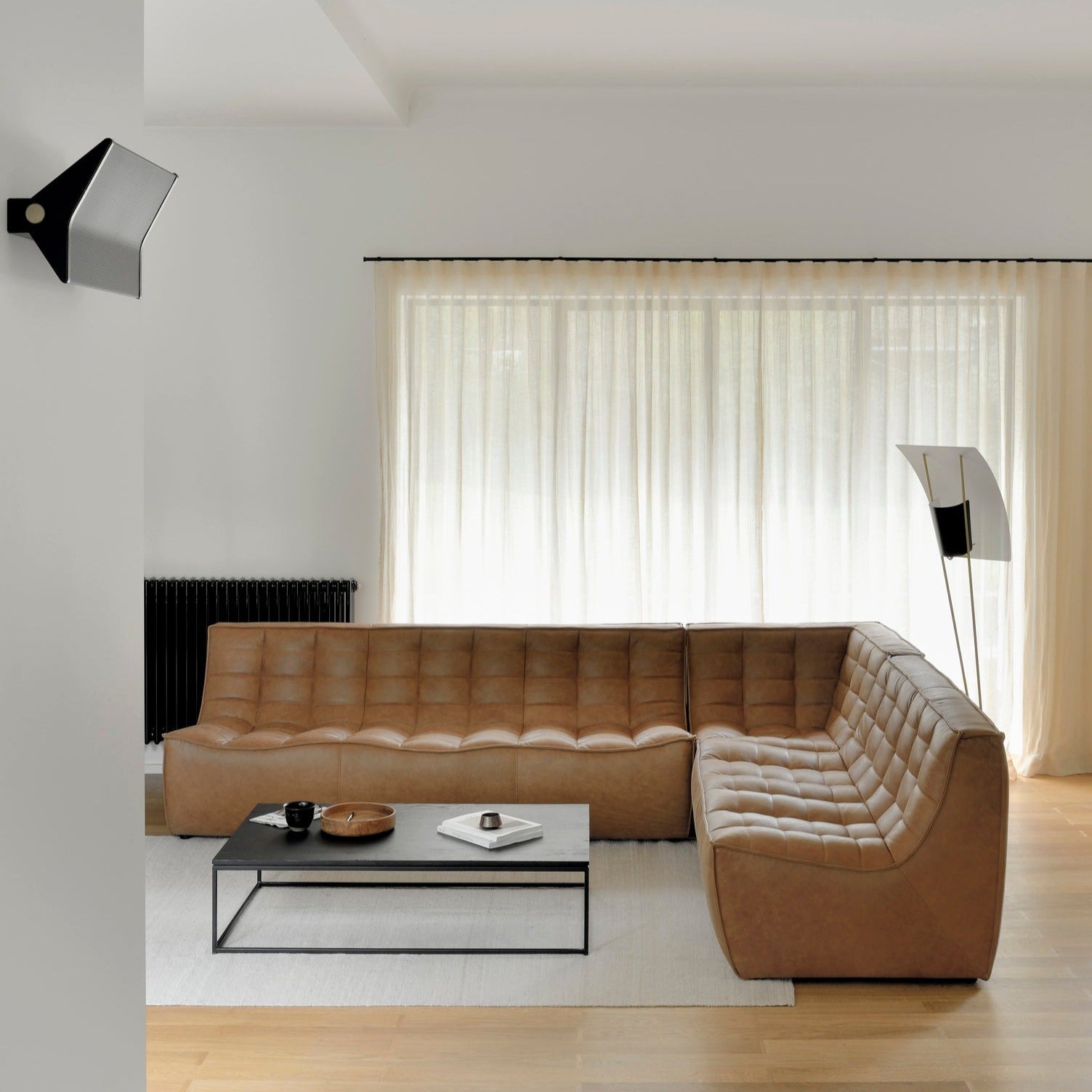 N701 3 Seater Sofa, Old Saddle Leather