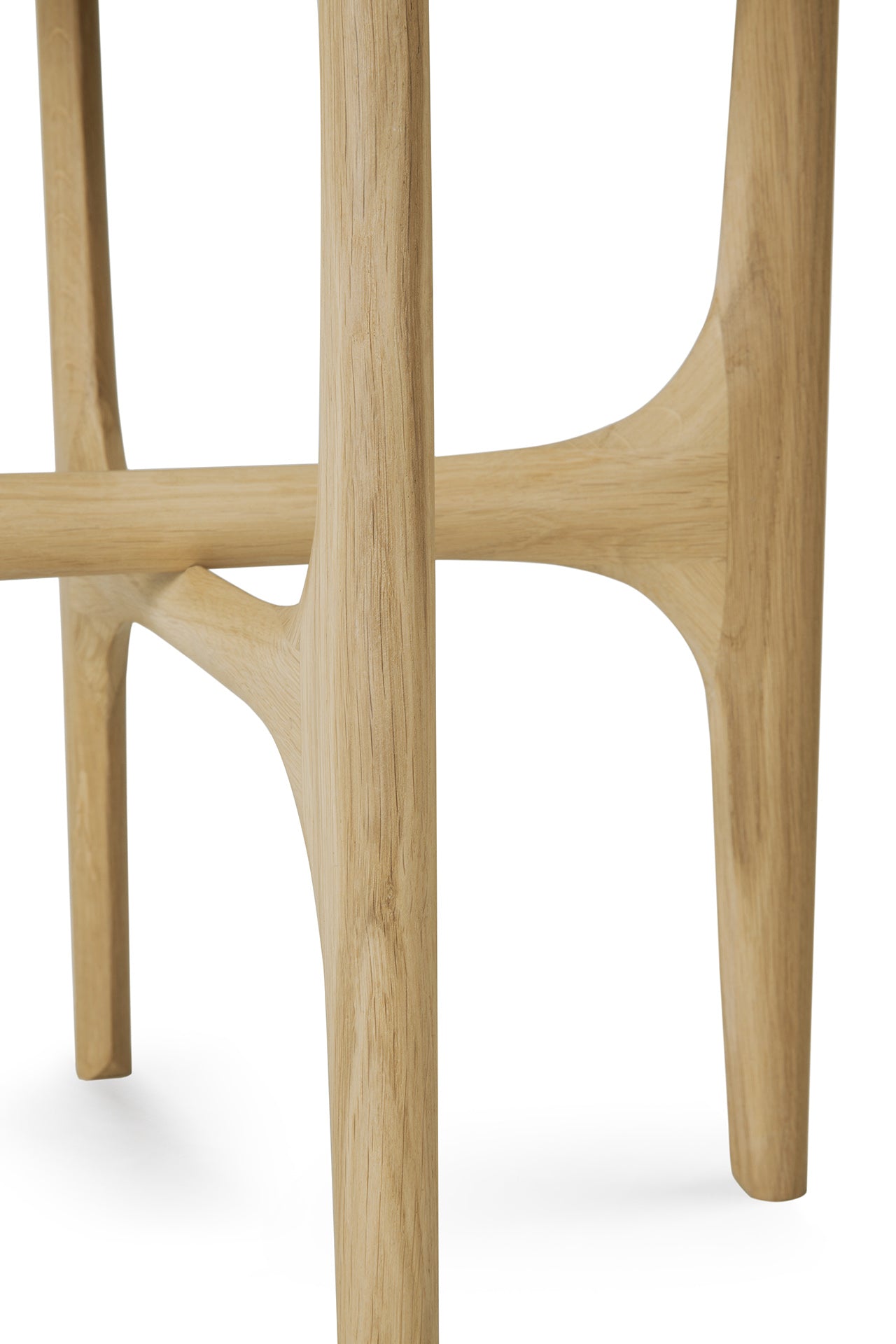 PI side table - varnished oak - round