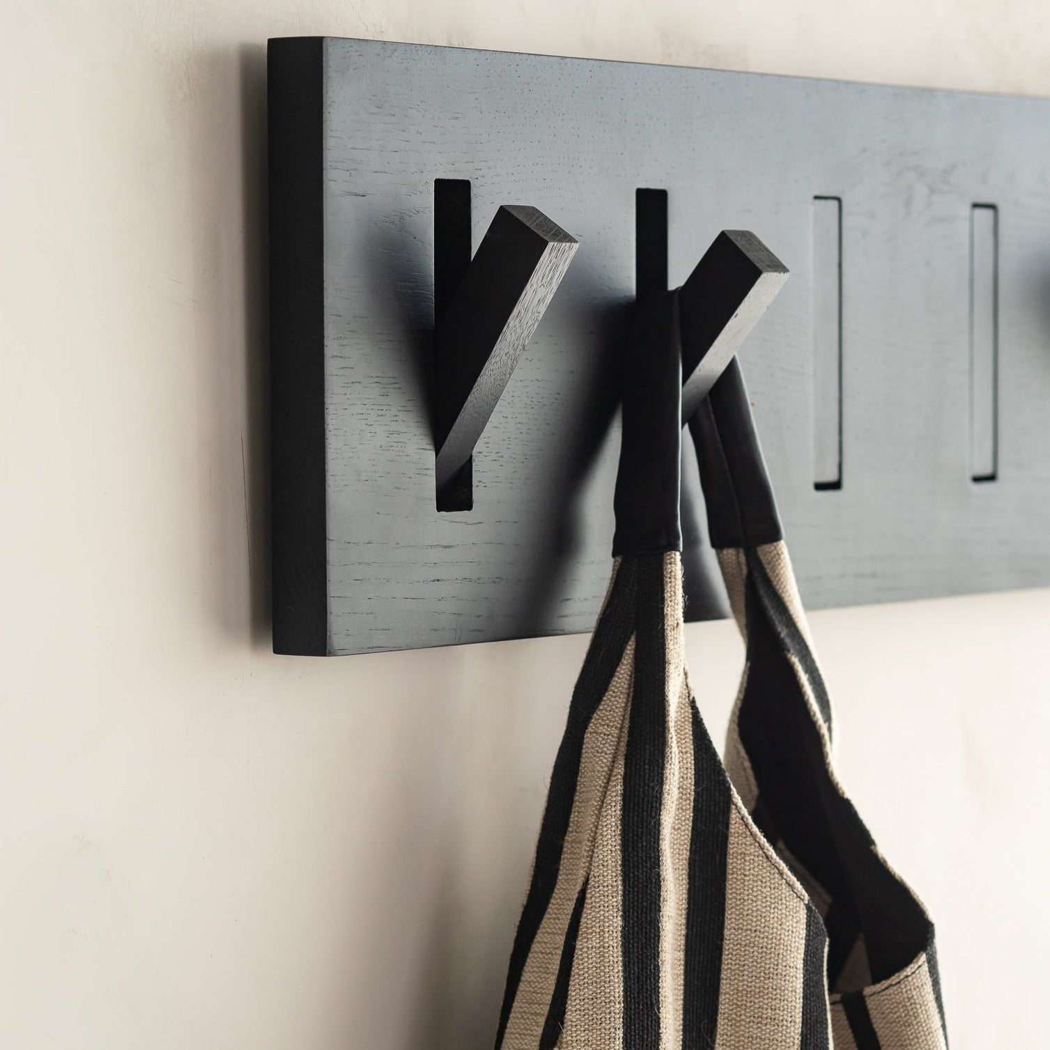 Utilitile Solid Black Oak Wall Hanger, Large