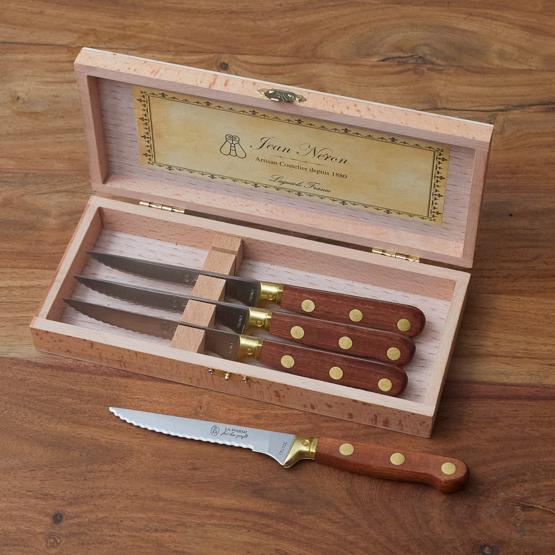 La Fourmi 4 Piece Laiton Steak Knife Set in Wood Presentation Box