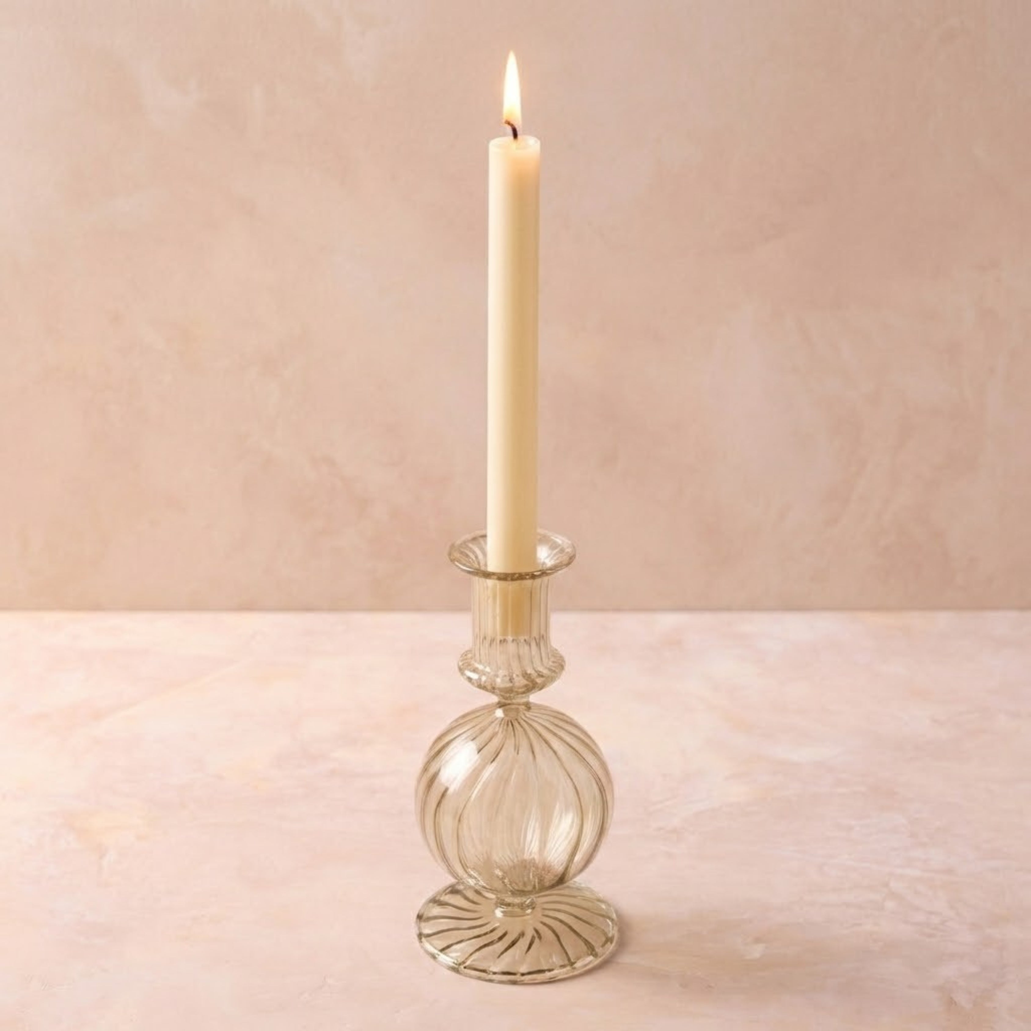 Nalia Candlestick, Parakeet