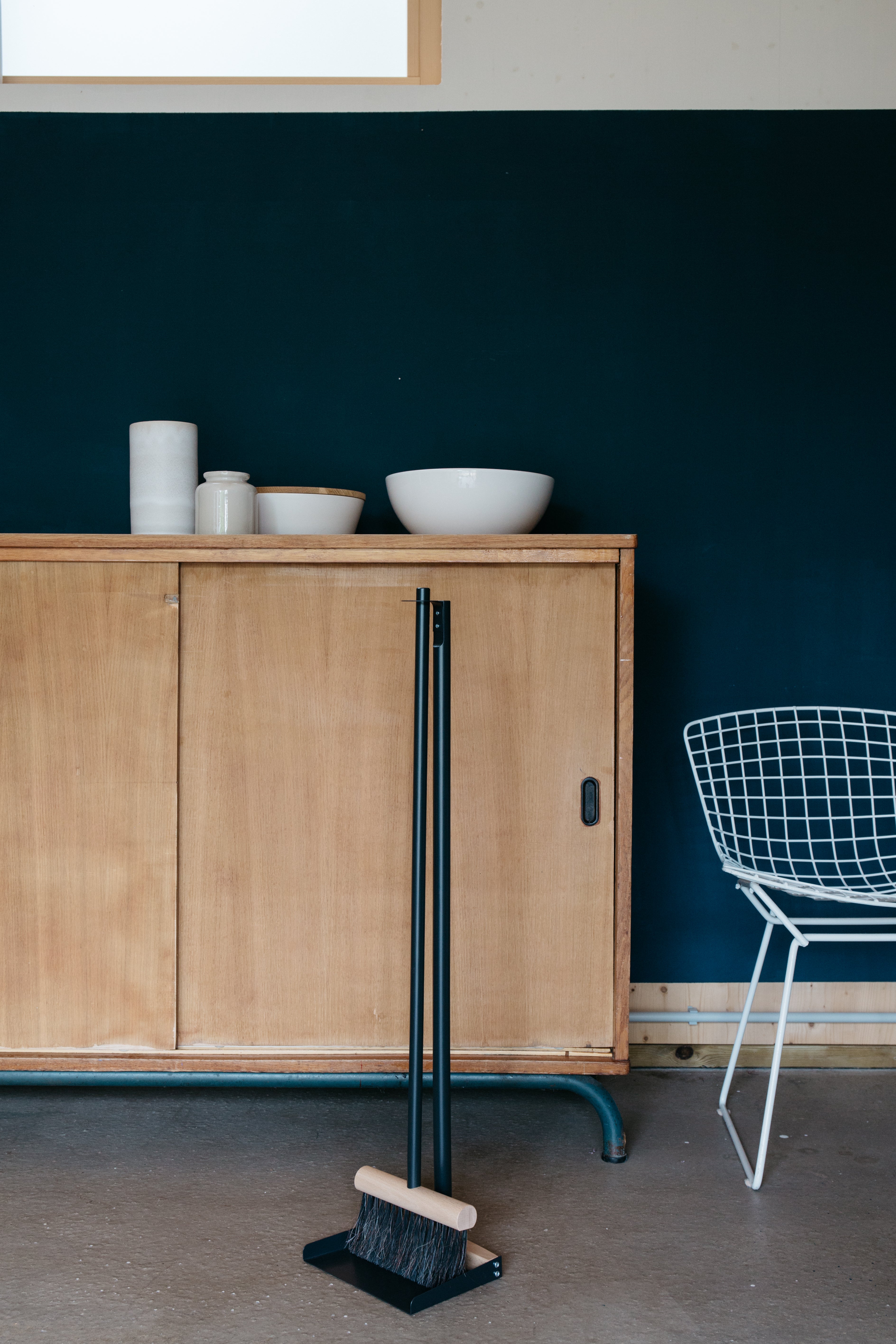 Andree Jardin "Mr & Mrs Clynk" Large Complet Dustpan & Hand Brush Black