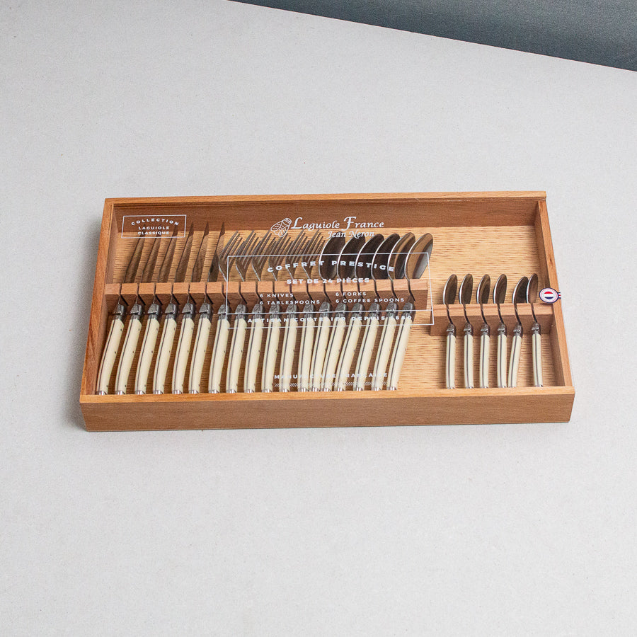 Laguiole カトラリーセット ２４本入り刻印なし木箱付き　シルバー Laguiole 24 Piece Flatware Set, Ivory in Wood Box with Acrylic Lid