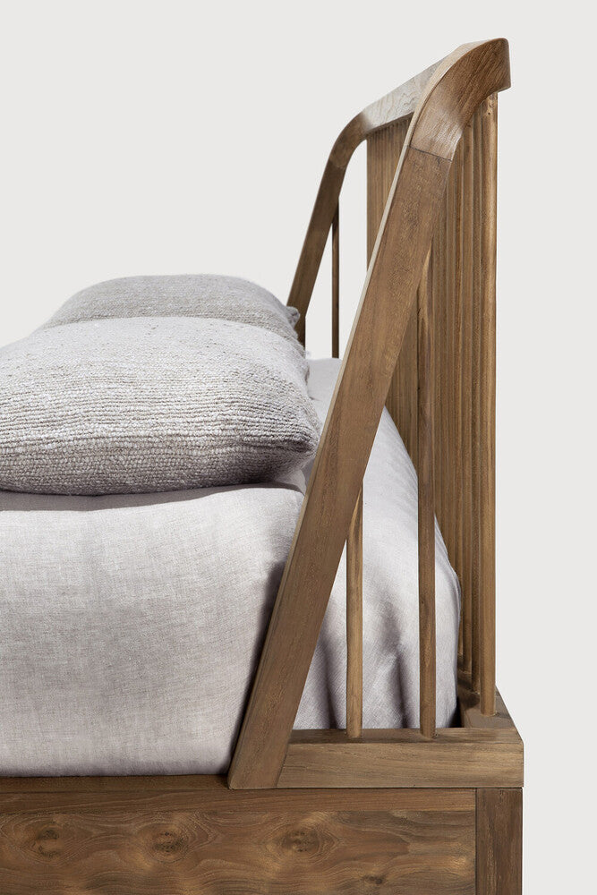 Spindle Solid Reclaimed Teak Bed, Queen