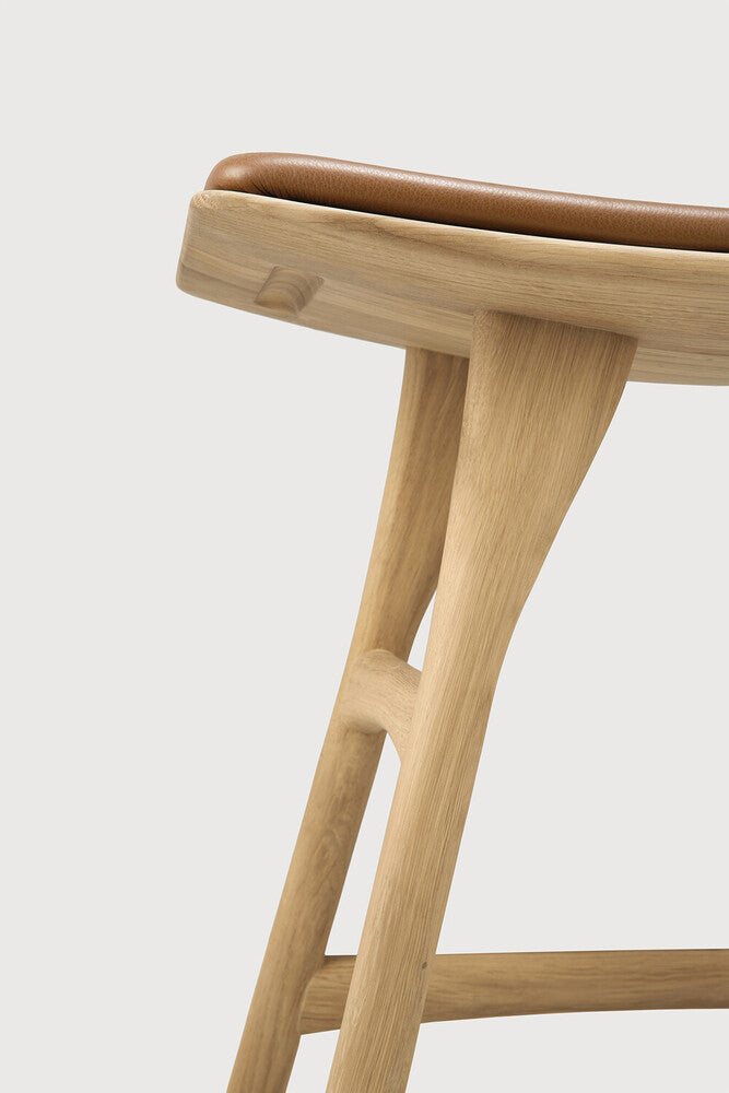 Osso Solid Oak Stool, Cognac Leather