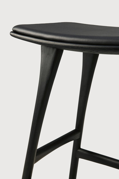 Osso Counter Stool, Varnished Oak, Black with Black Leather Seat