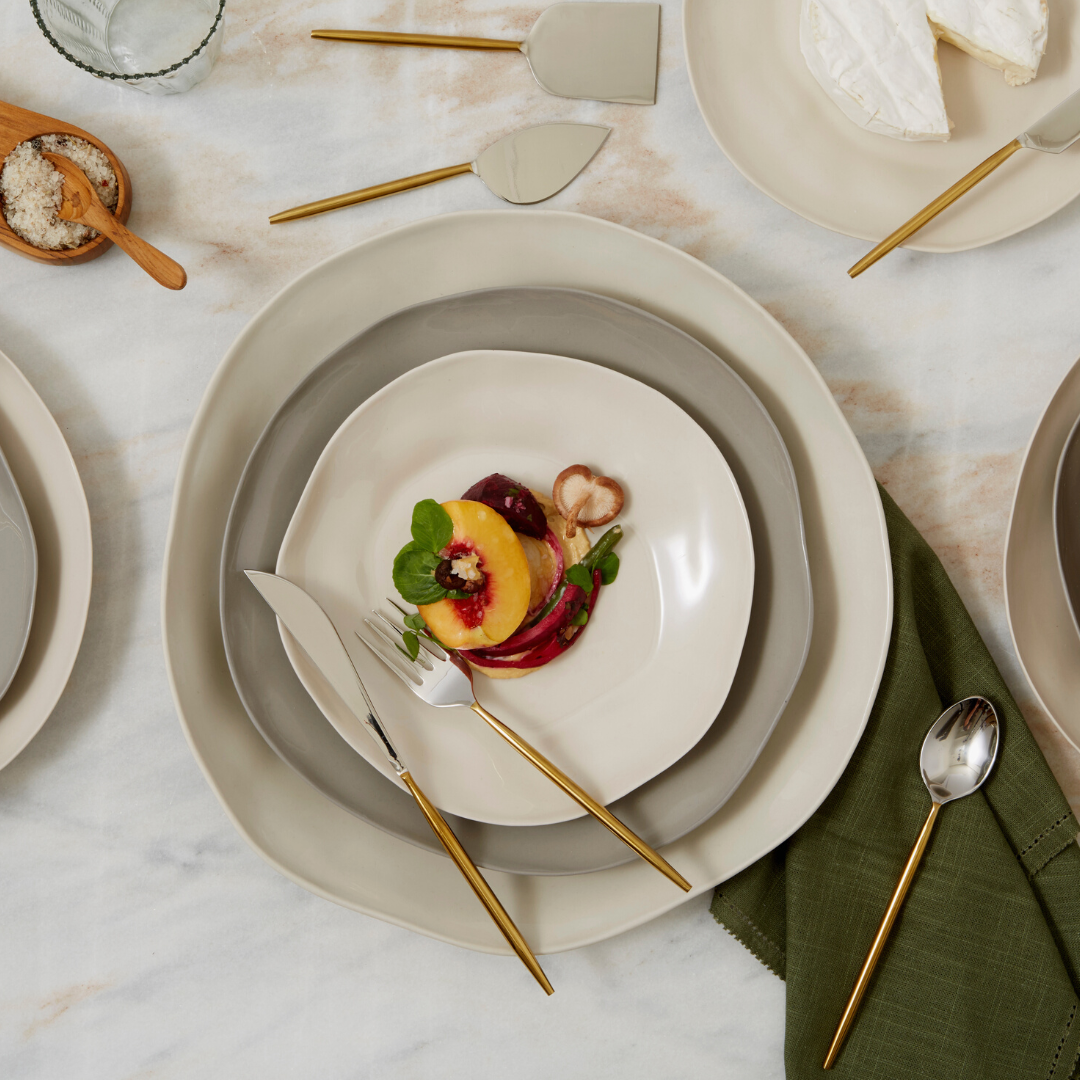 Tam Stoneware Platter, Sterling