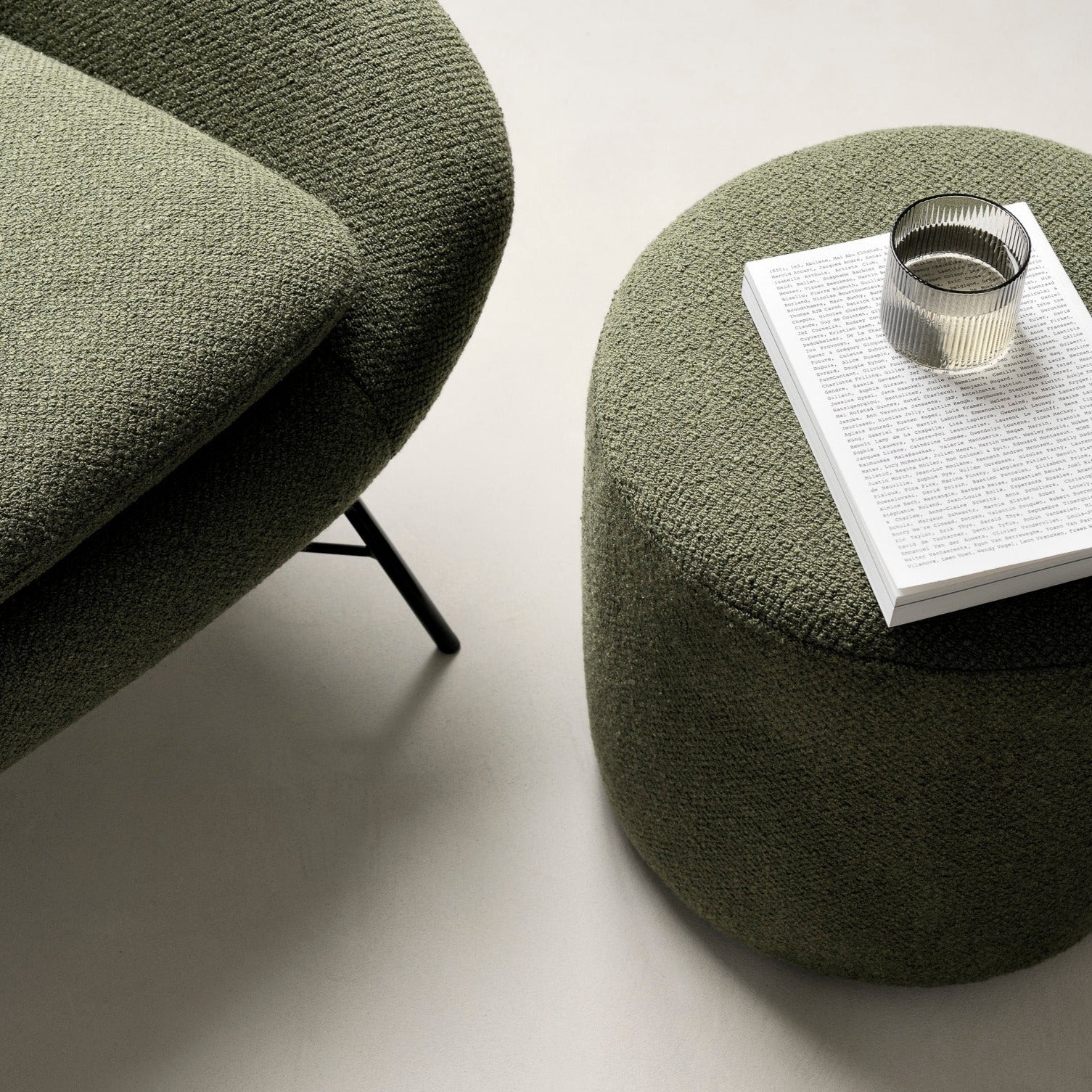 Barrow Pouf, Pine Green, 15.5"