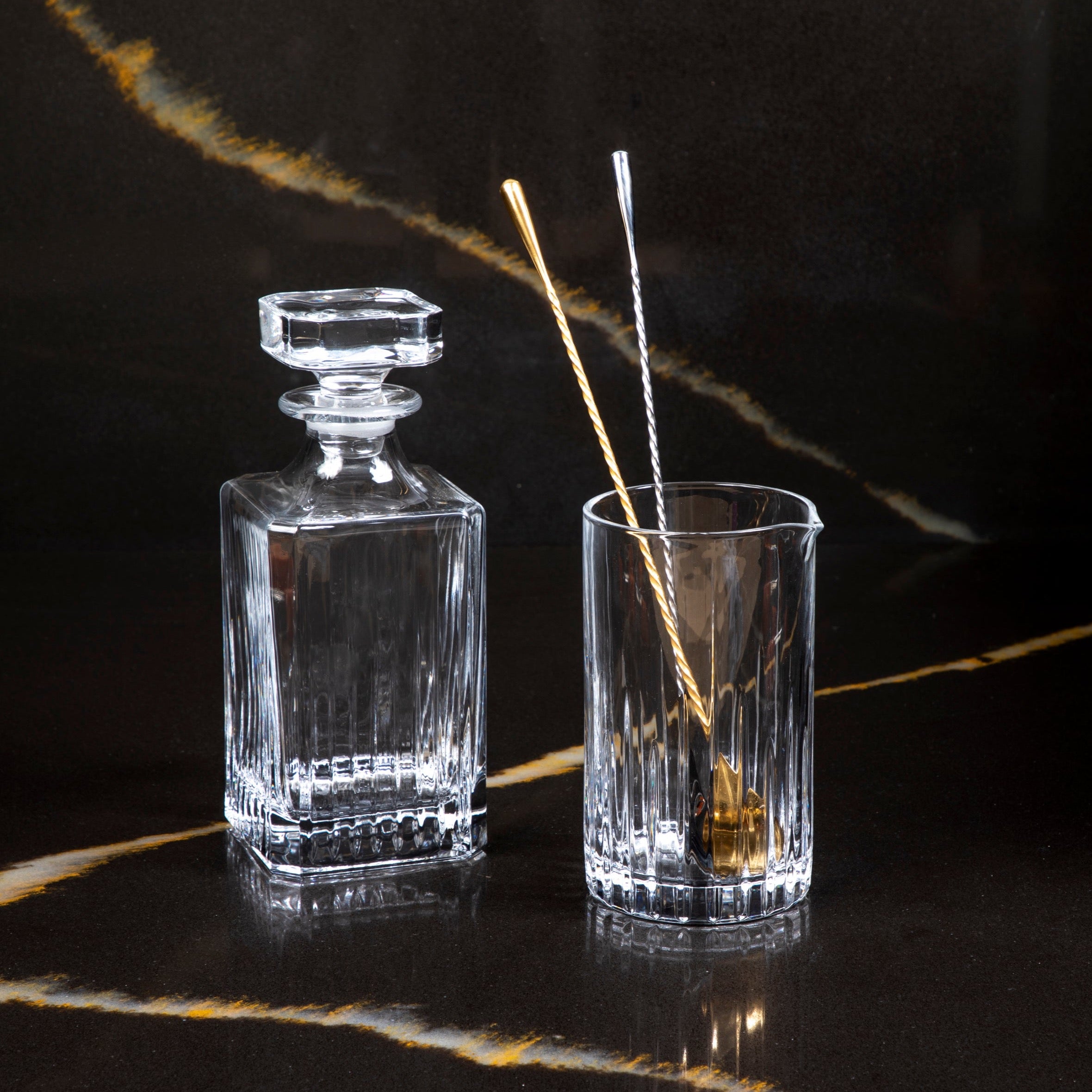 Timeless Crystal Decanter with Stopper