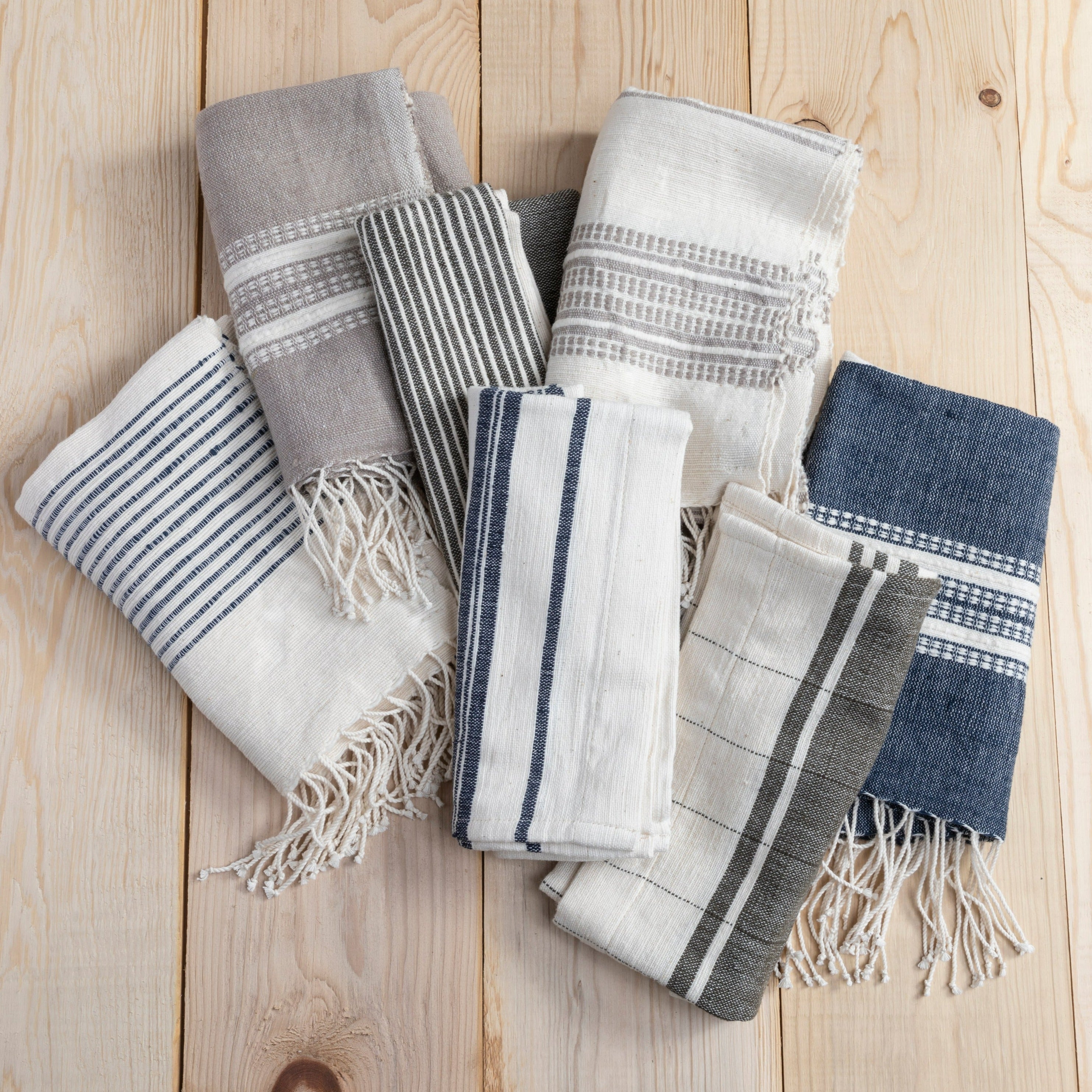 Chelsea Hand Towel, Grey