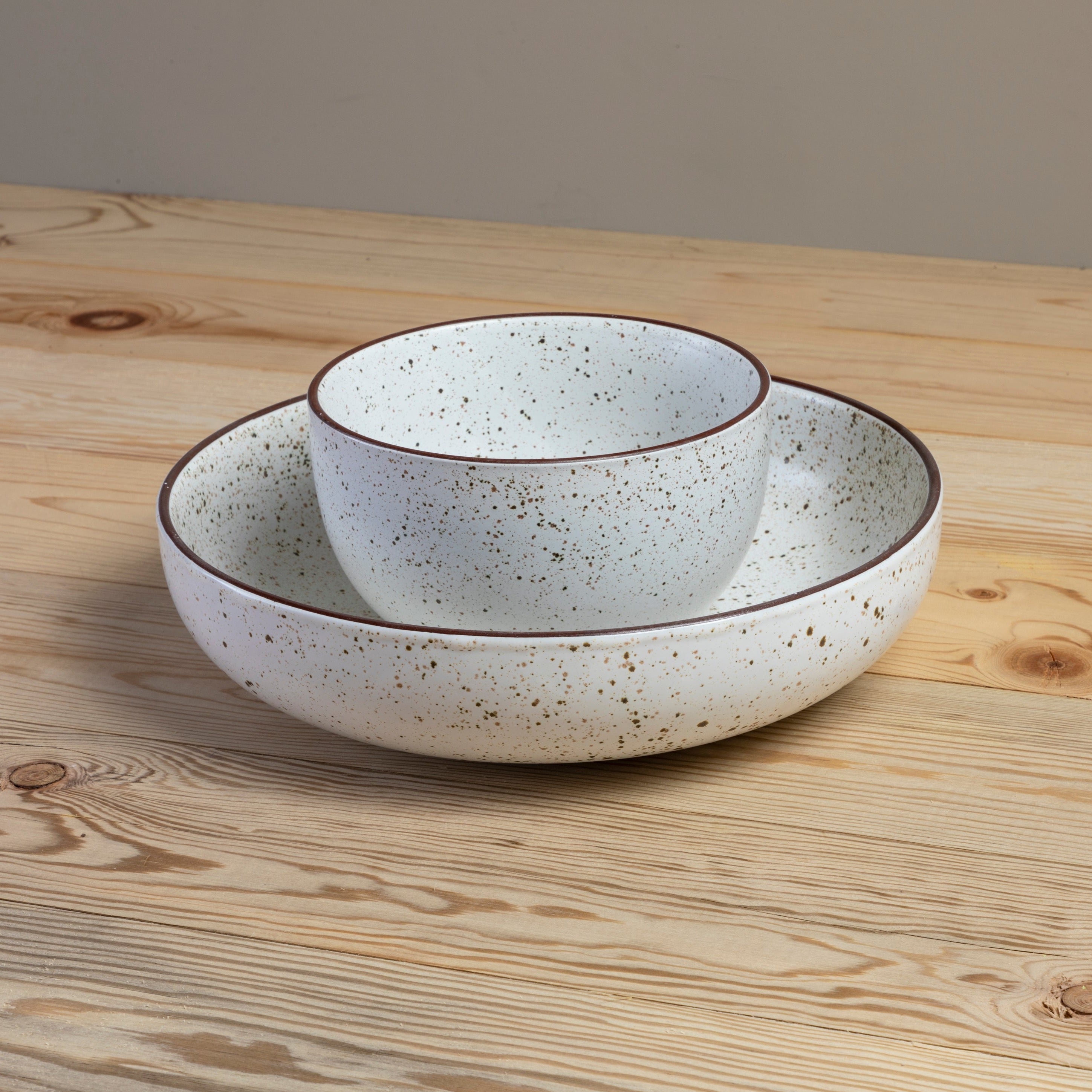 Madden Medium Serving Bowl