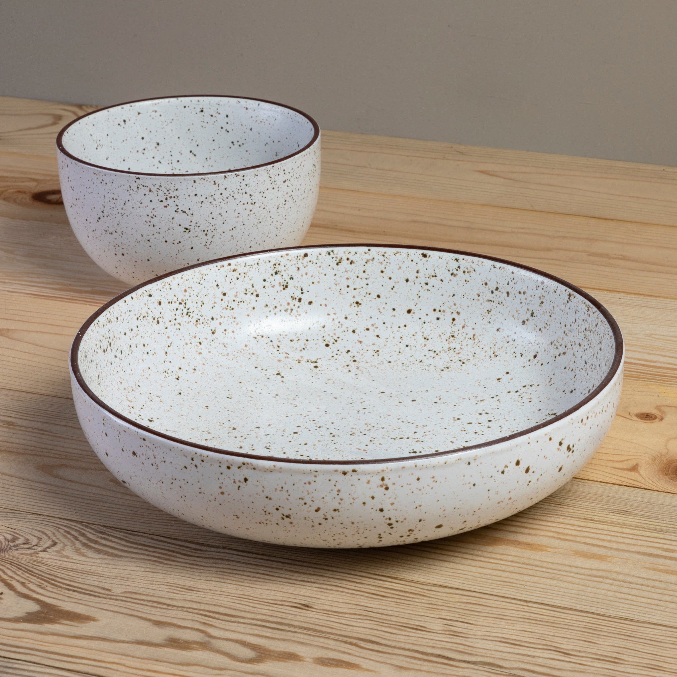 Madden Medium Serving Bowl