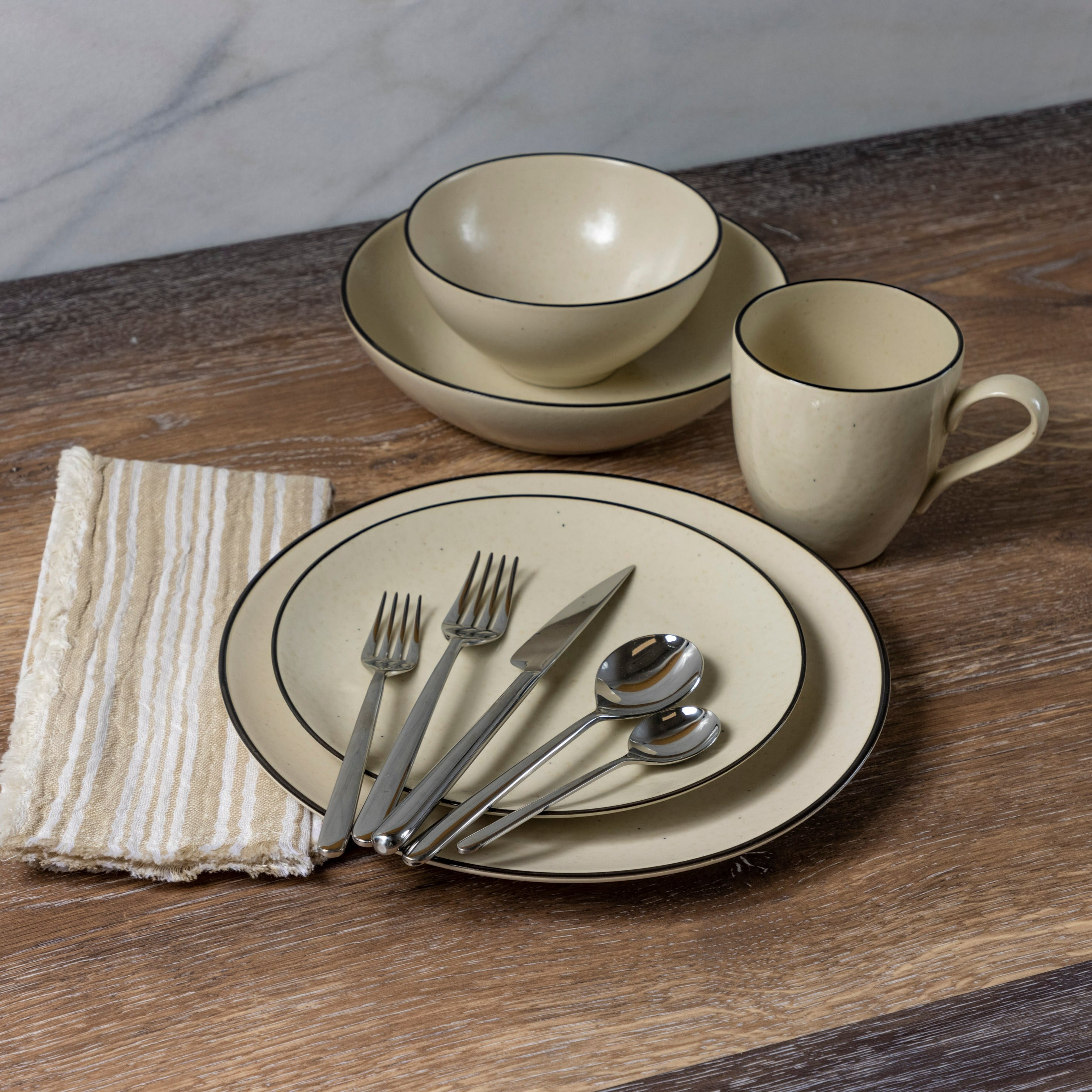 Augusta Mug, Natural with Black, Set of 6