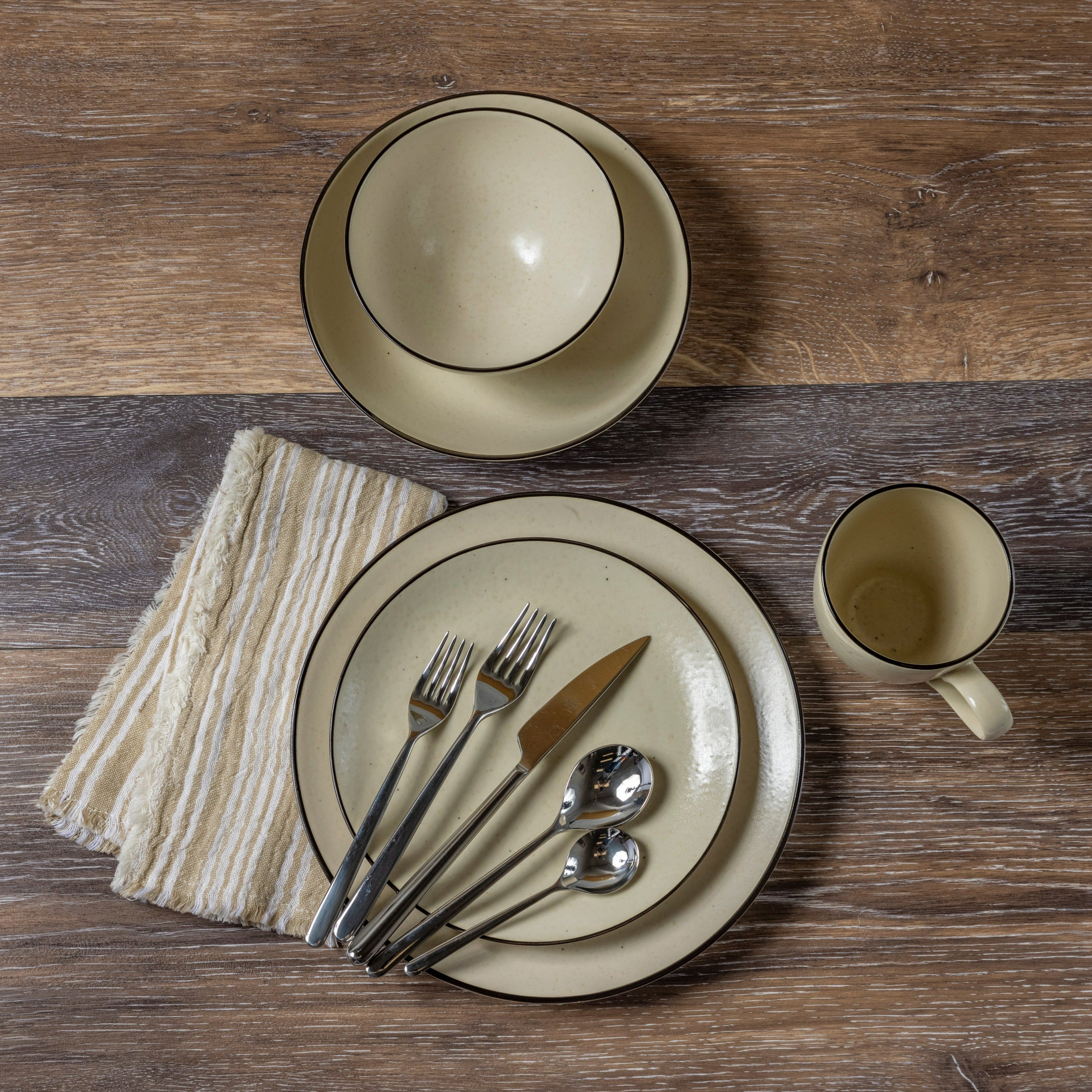 Augusta Soup/Cereal Bowl, Natural with Black, Set of 6