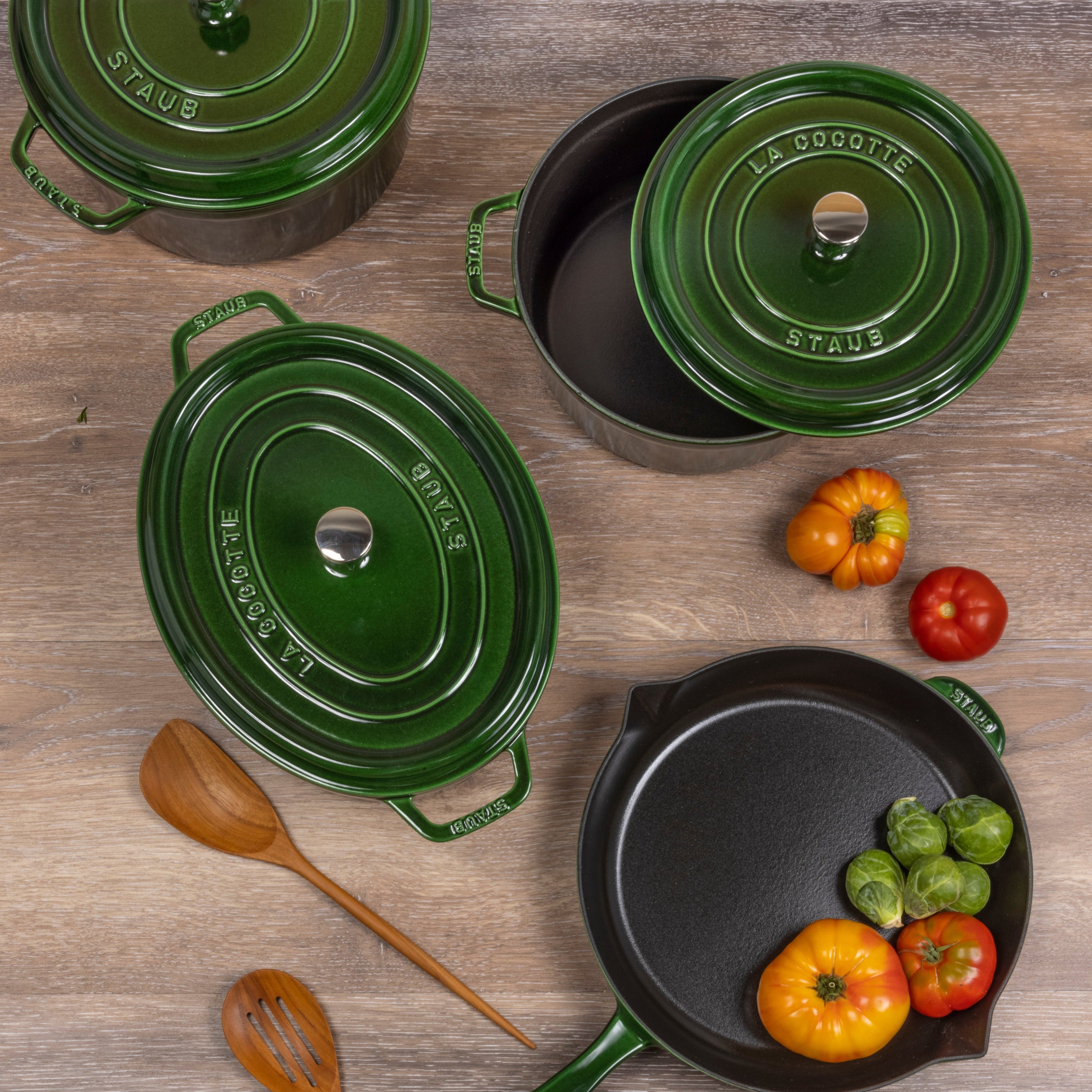 Staub Round Cocotte, 5.5qt, Basil