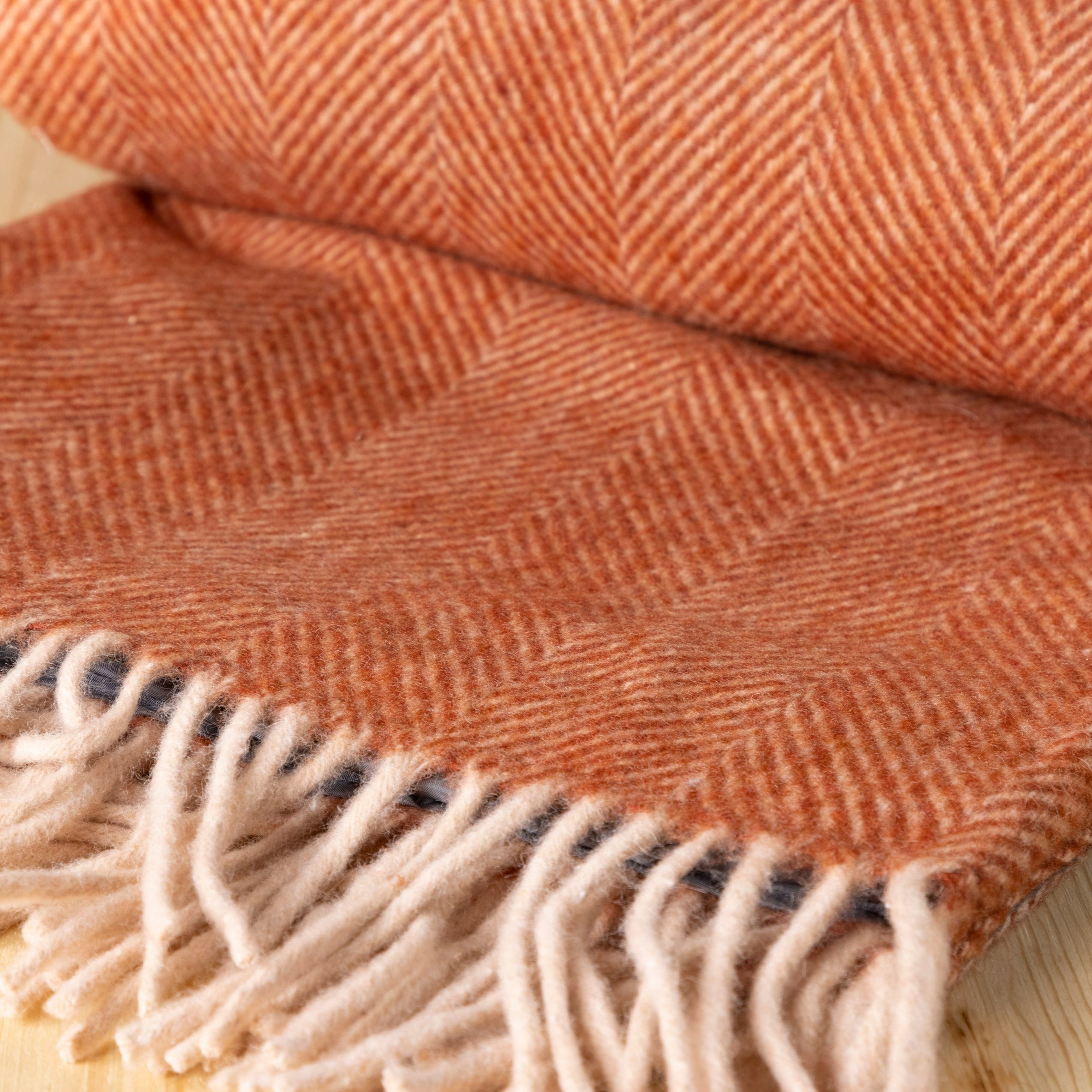 Recycled Wool Waterproof Picnic Blanket in Rust Herringbone - Brown Leather