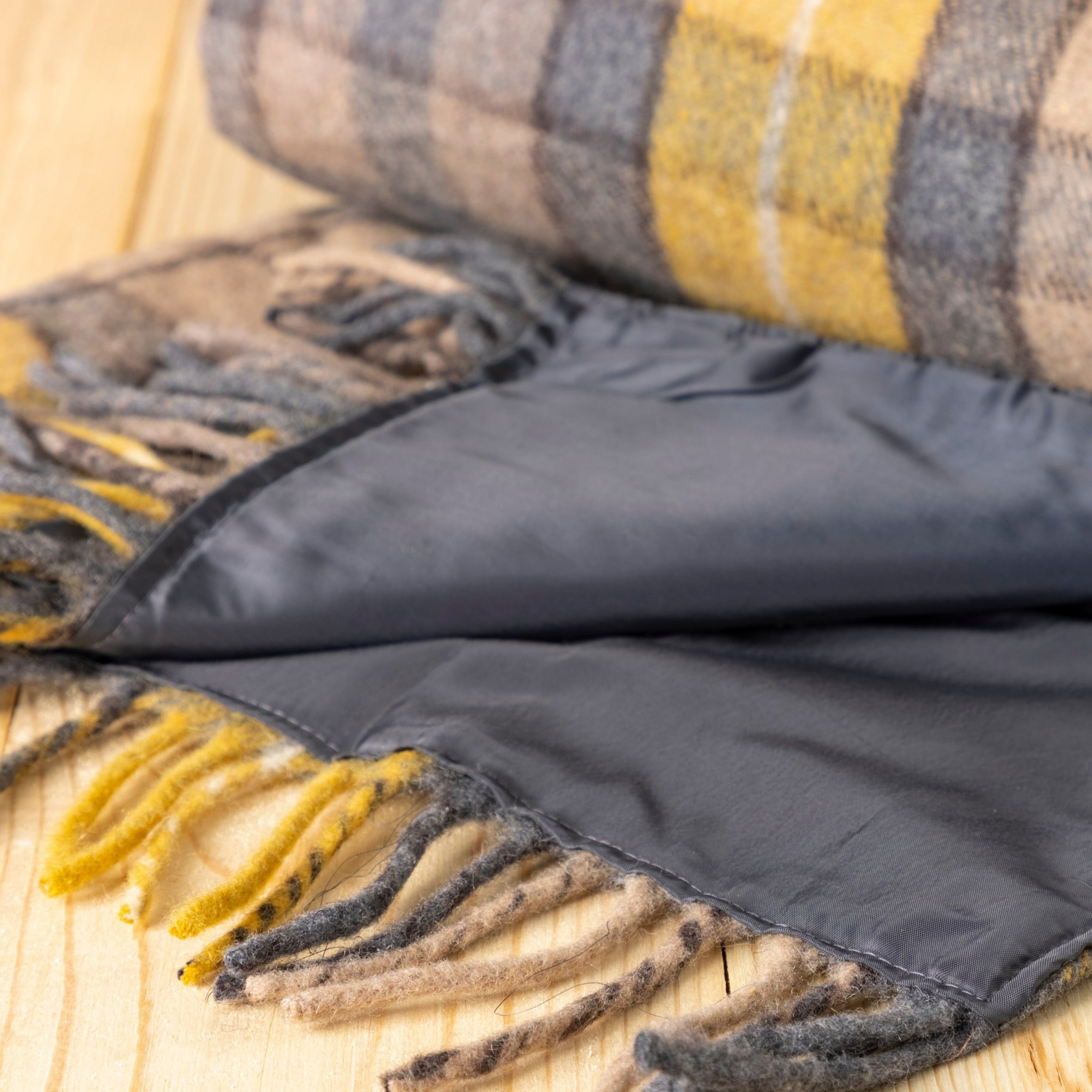 Recycled Wool Waterproof Picnic Blanket in Buchanan Natural Tartan - Brown Leather