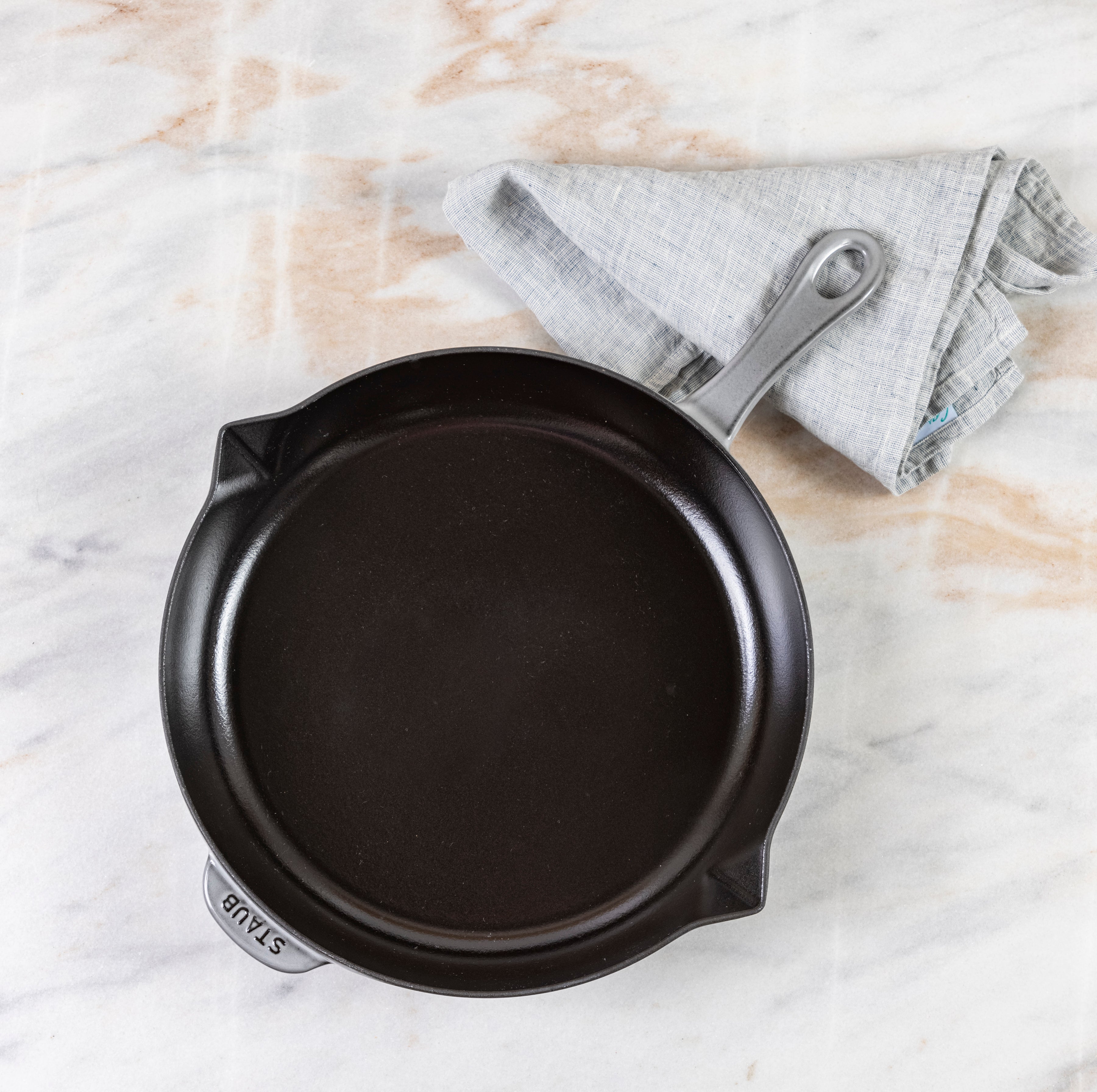 Staub Fry Pan, 12", Graphite Grey