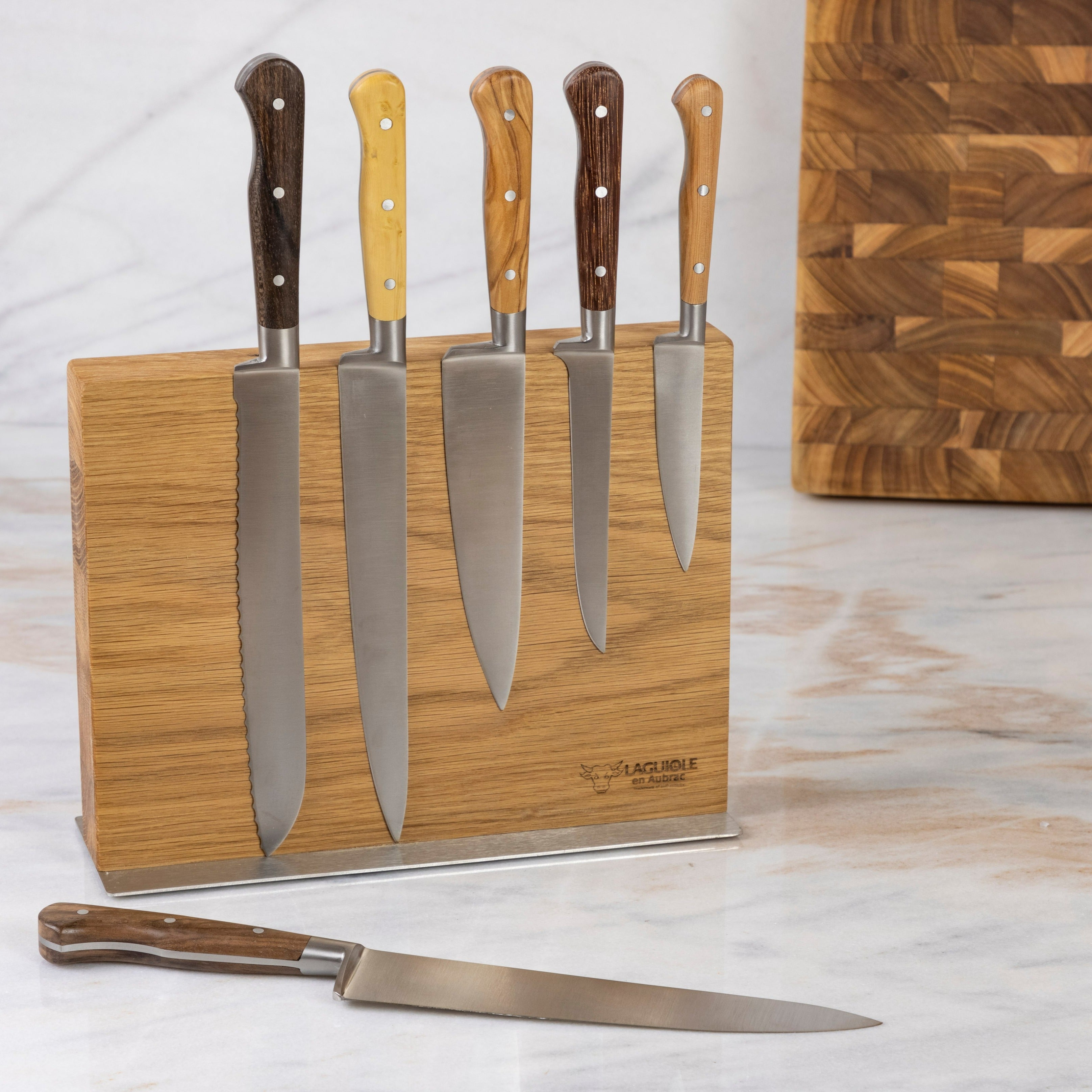 Laguiole en Aubrac Kitchen Knives with Oak Block, Set of 6, Mixed Wood