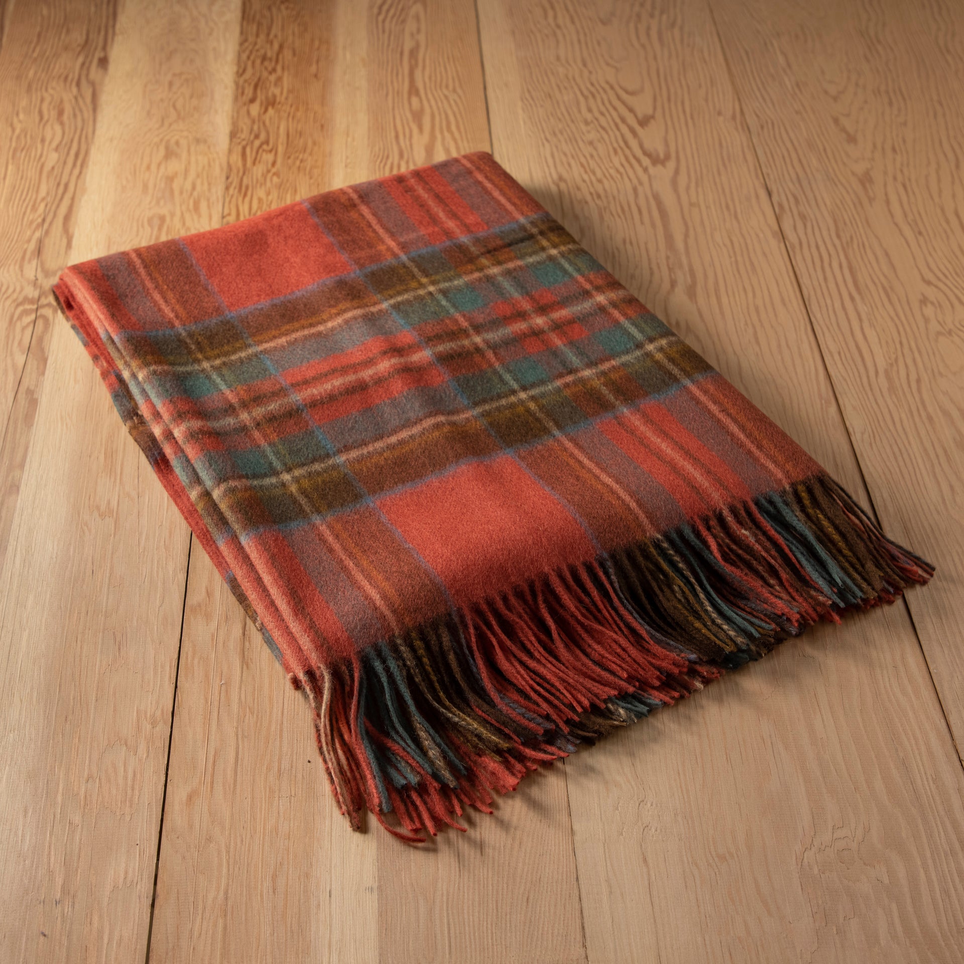 Lambswool Blanket in Stewart Royal Antique Tartan