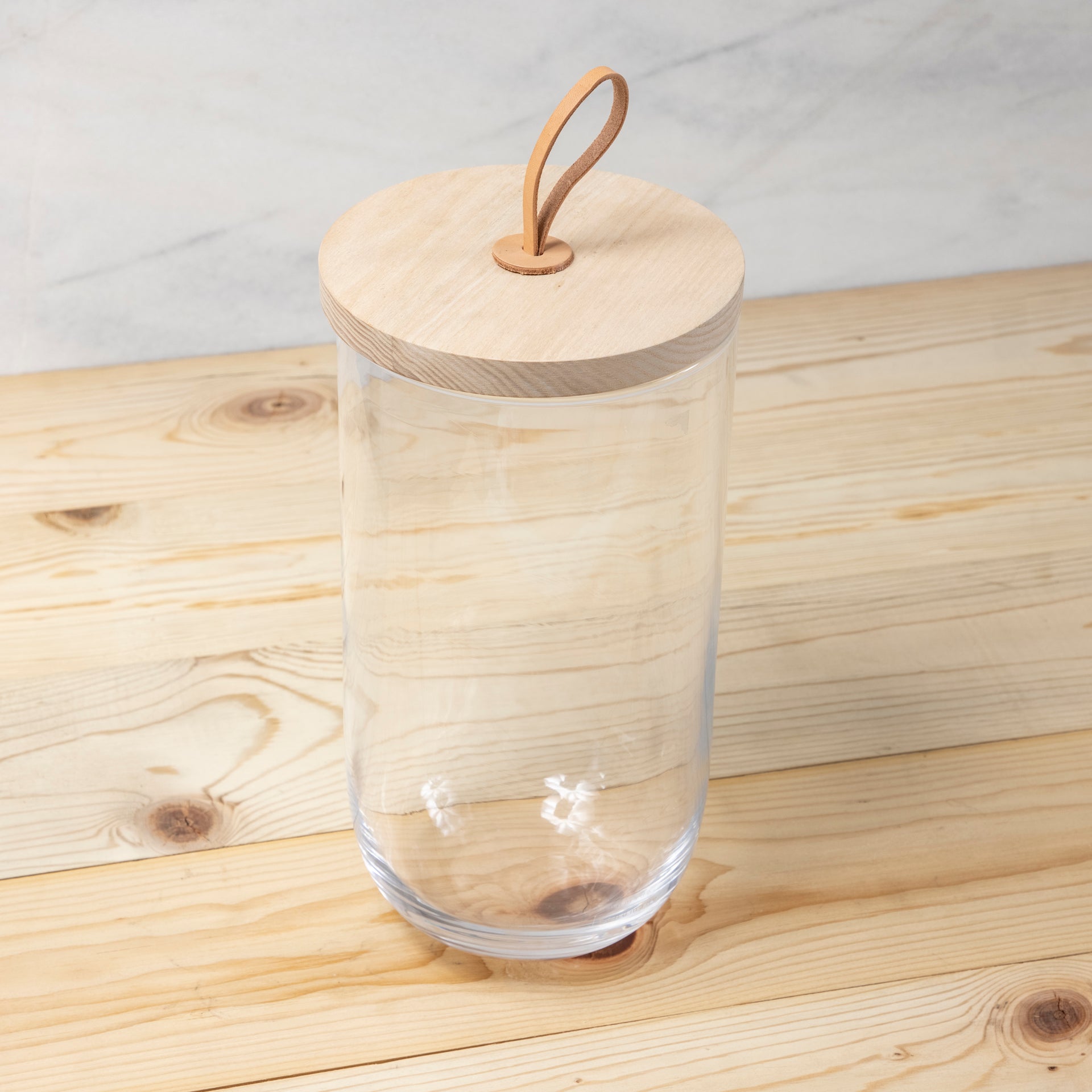 Ivalo Container with Ash Lid, Large