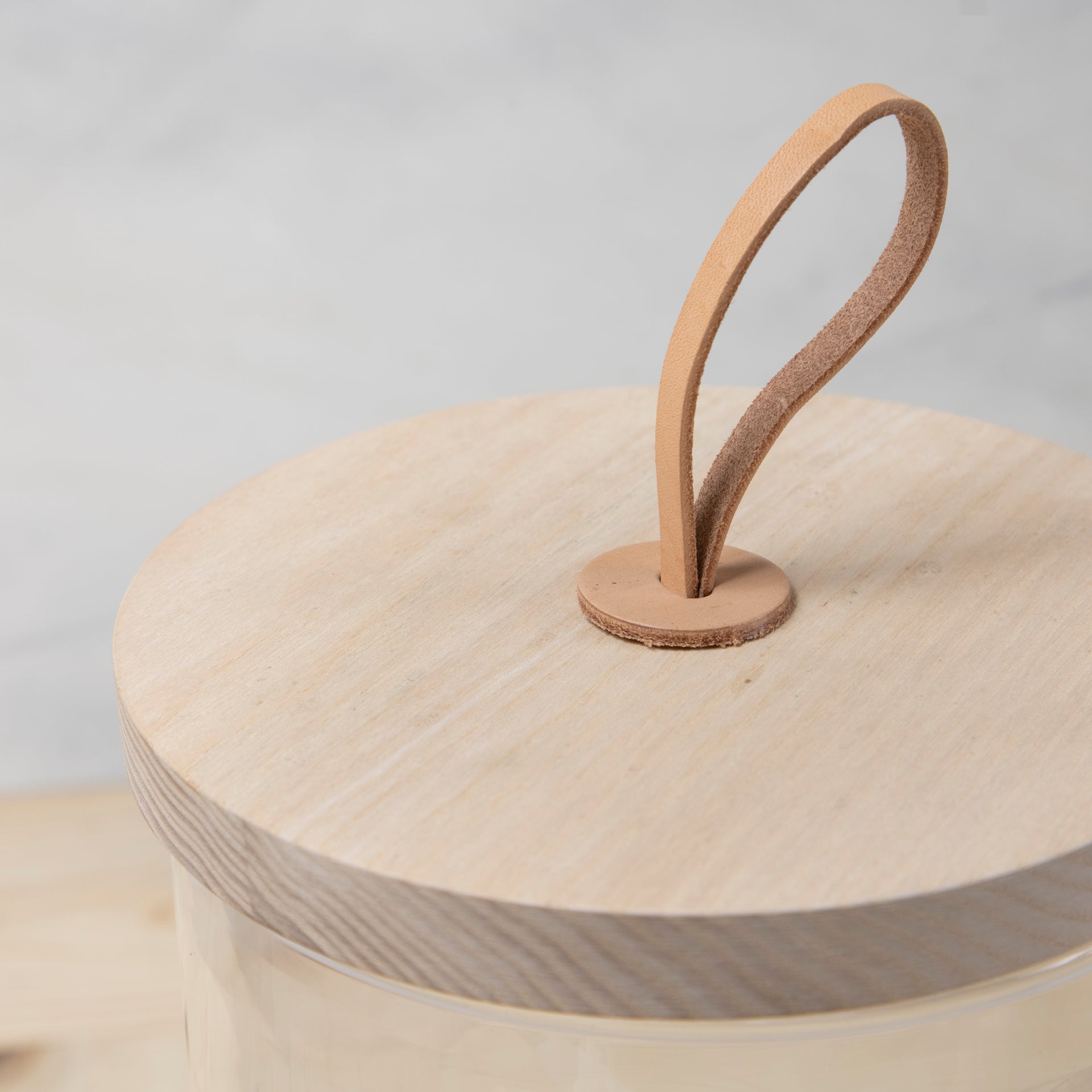 Ivalo Container with Ash Lid, Large