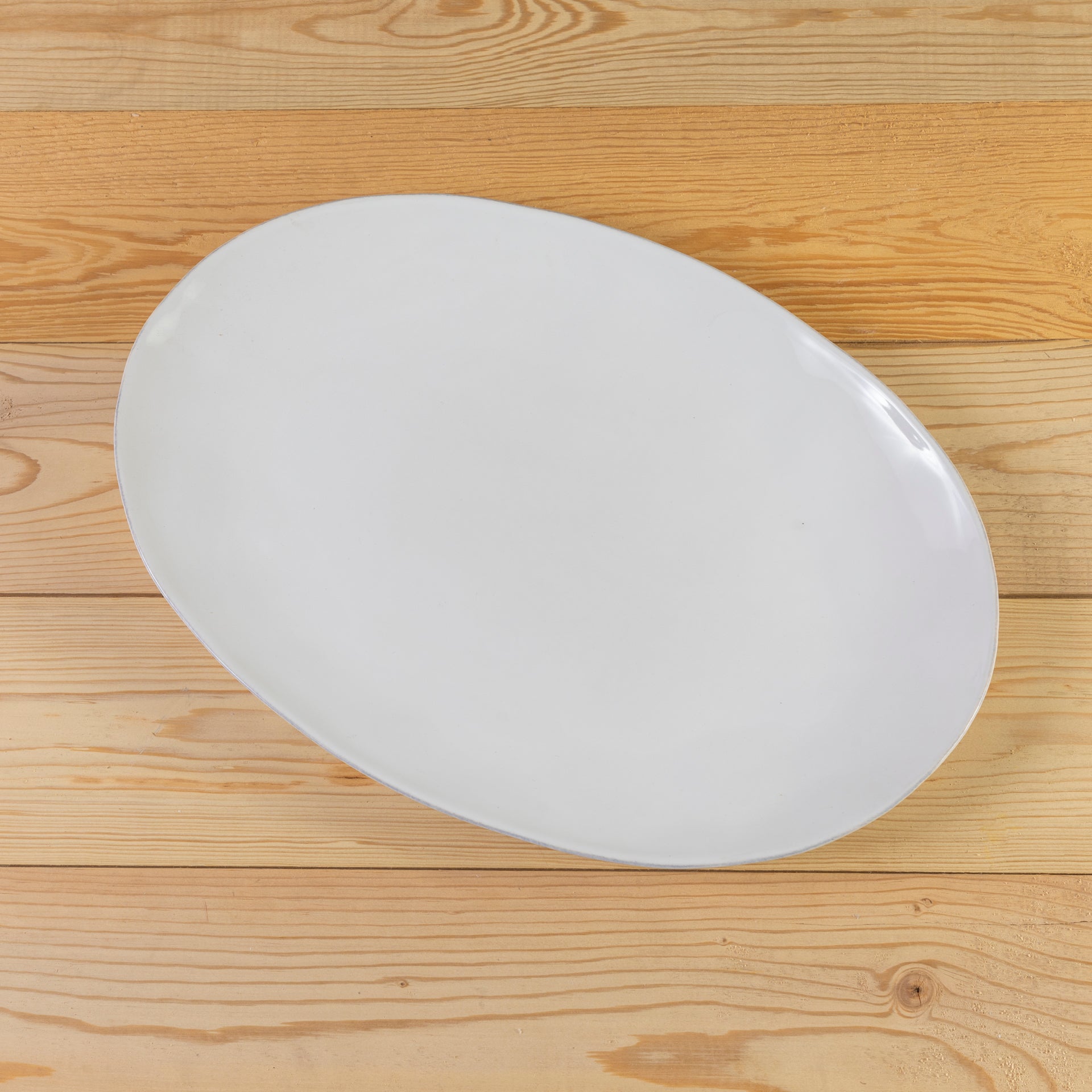 Livia 18" Oval Platter, White