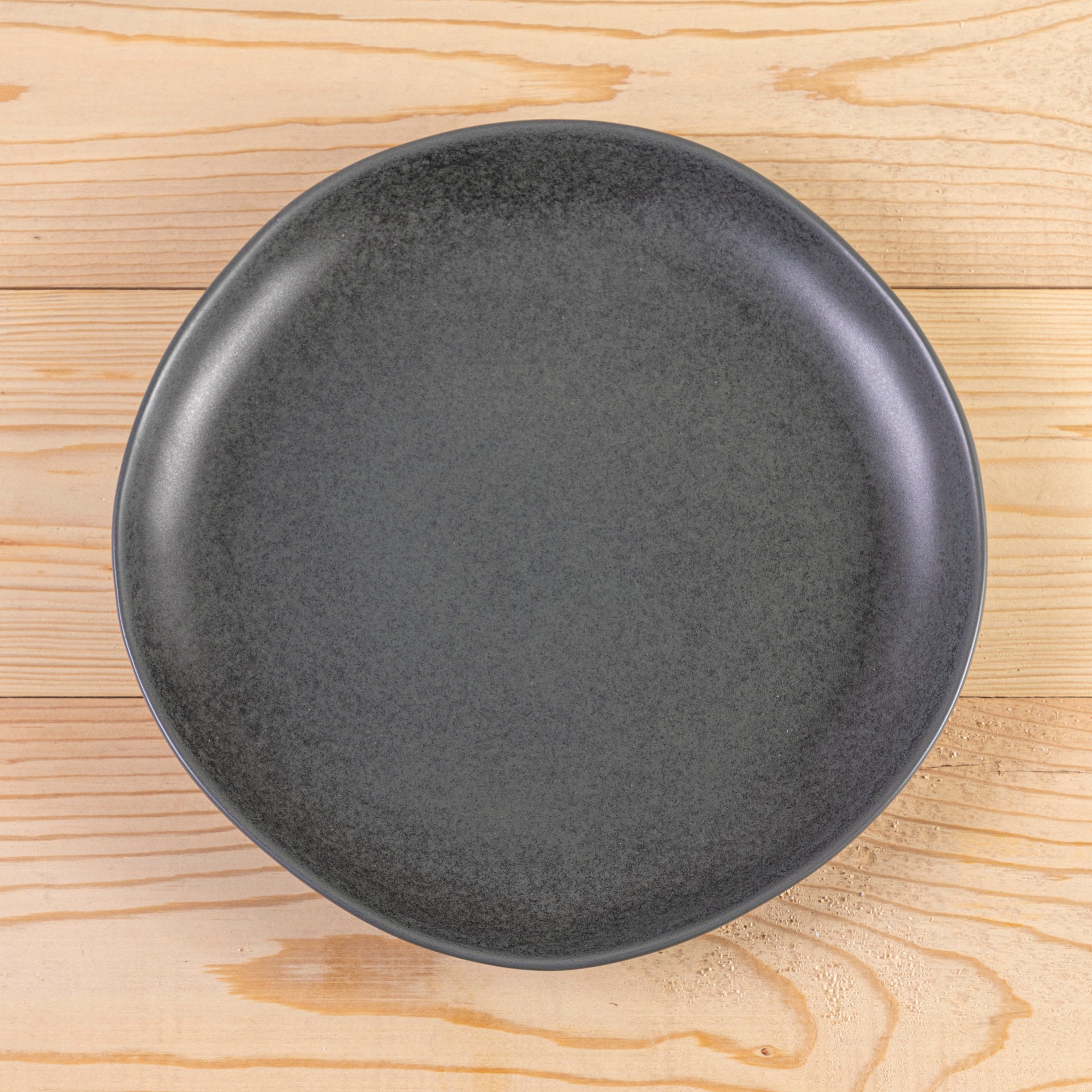 Livia Dinner Plate, Black, Set of 6