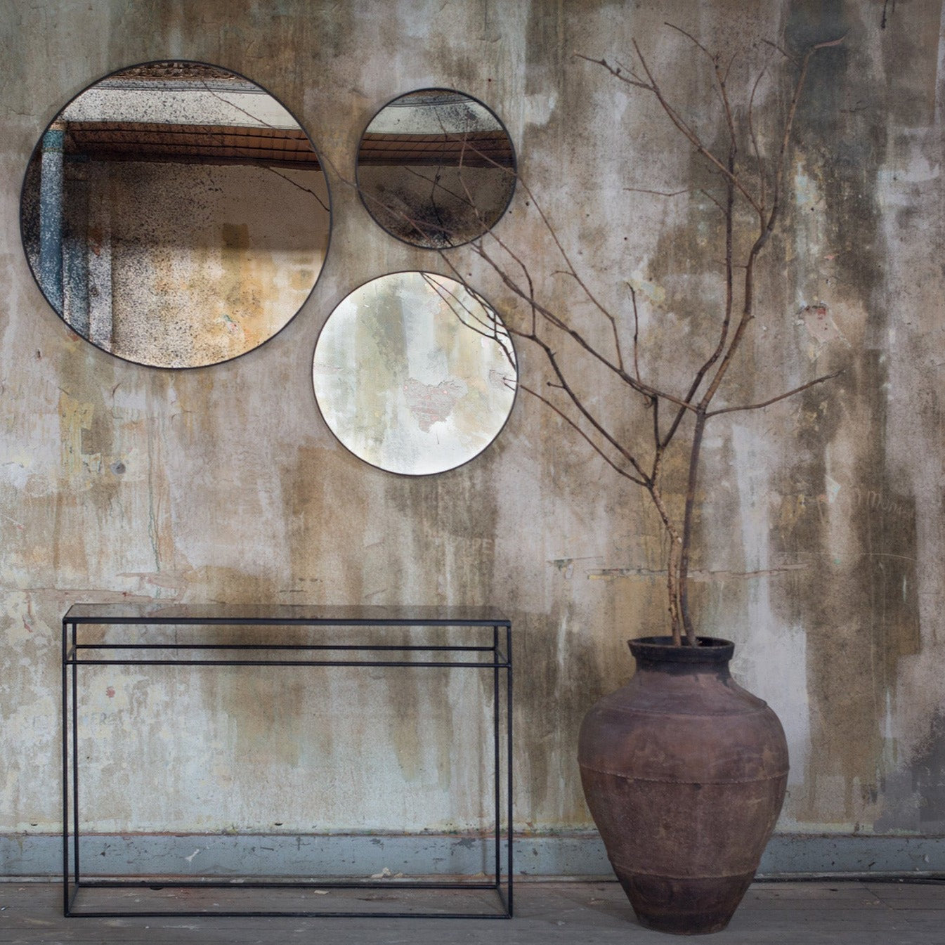 Aged Round Wall Mirror, 36.5", Bronze