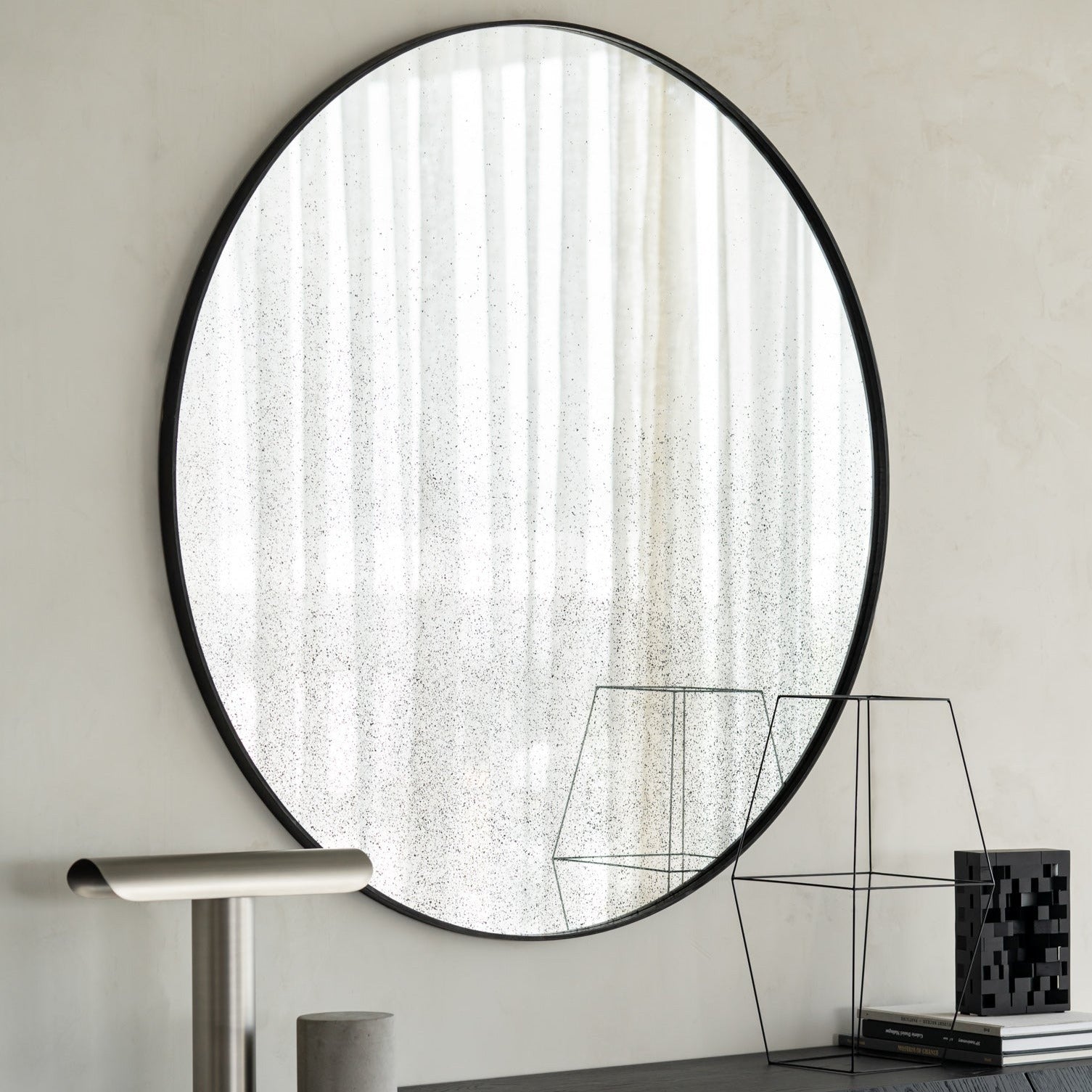 Aged Round Wall Mirror, 47.5", Clear