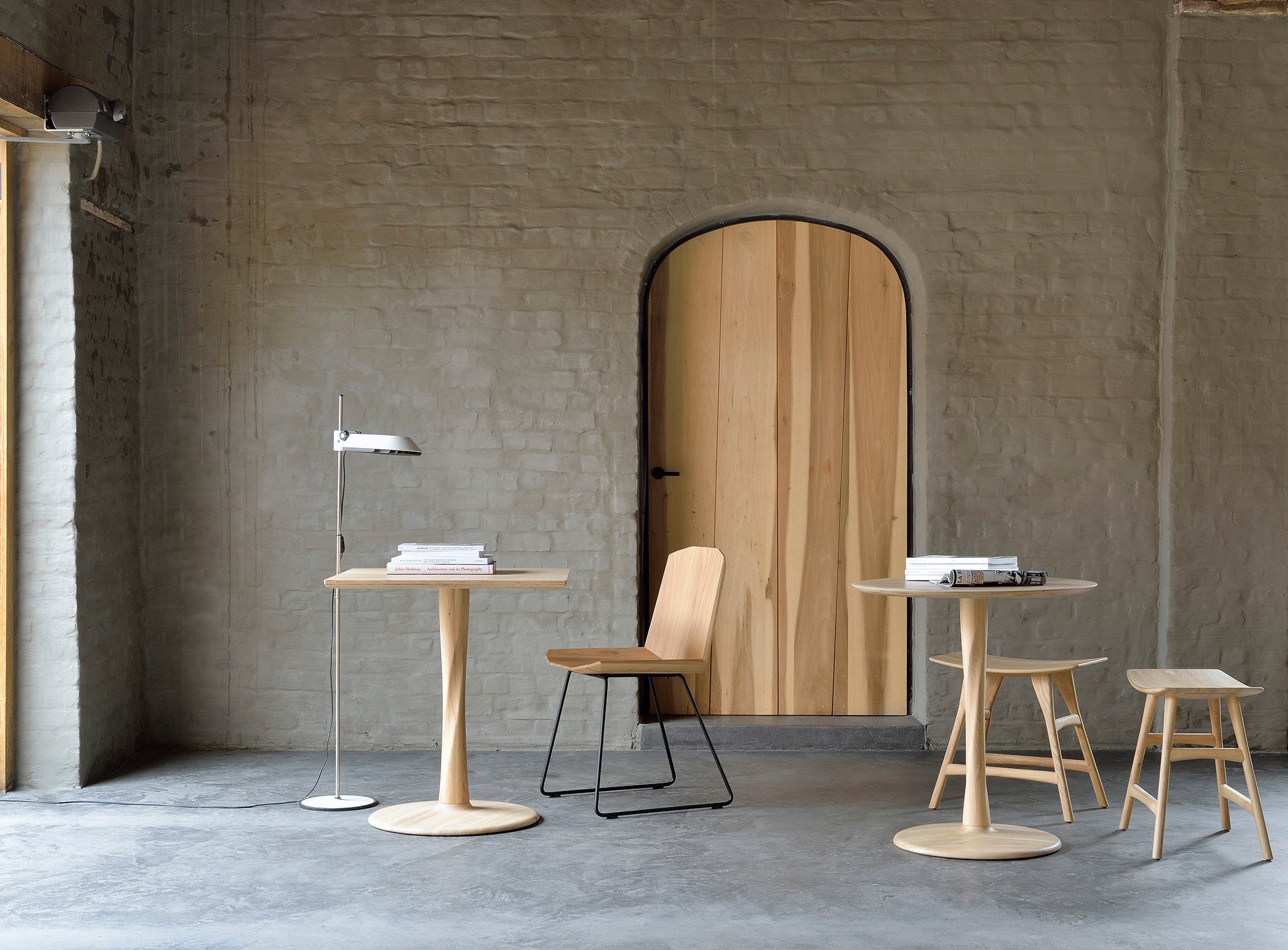 Torsion Dining Table, 28"