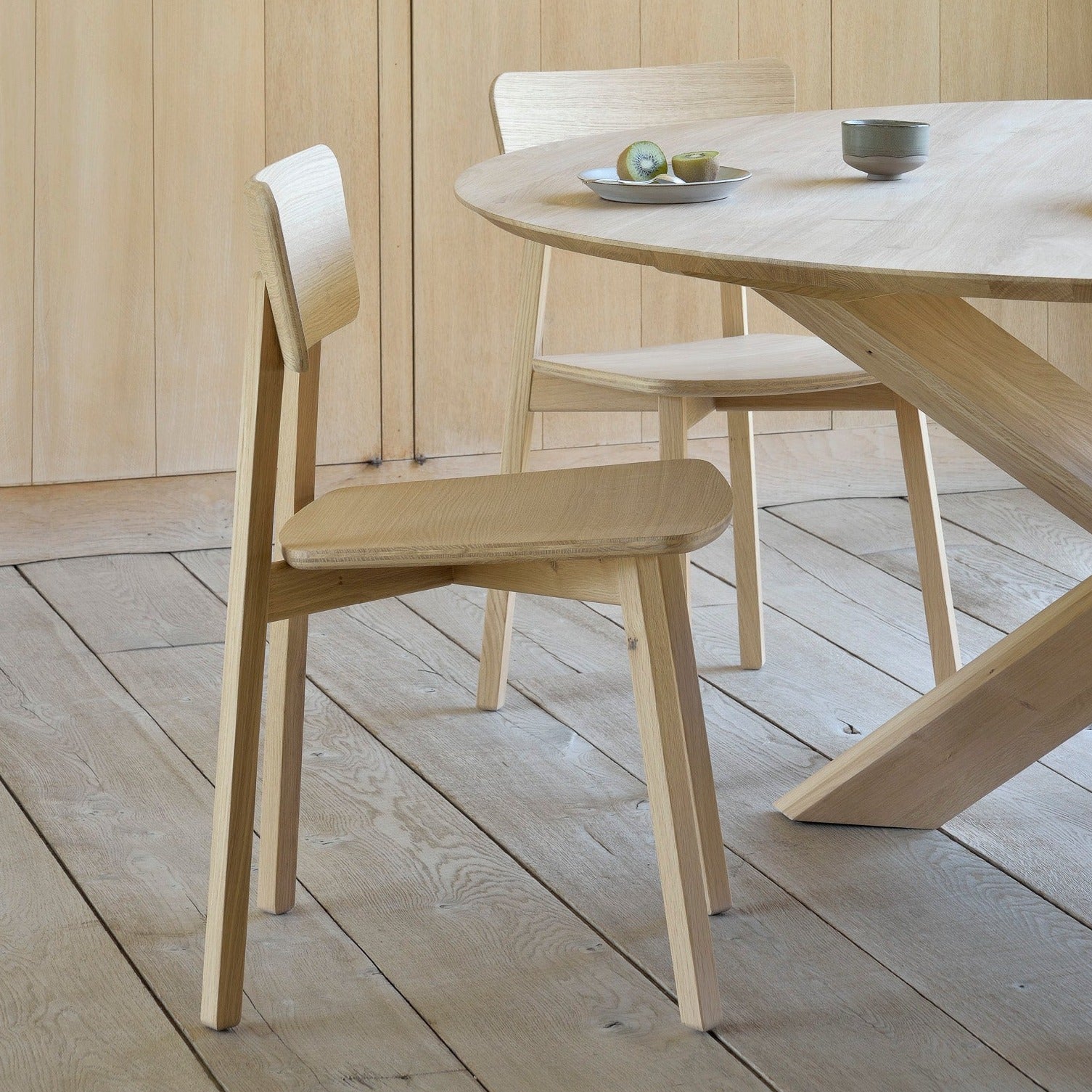 Circle Dining Table, 64.5"