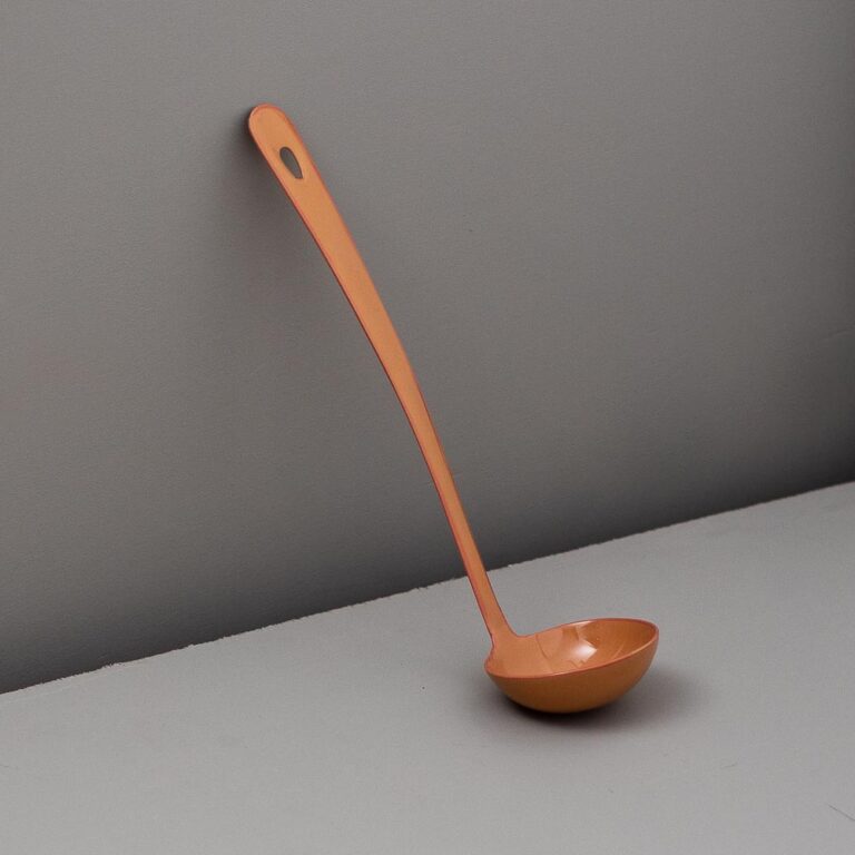 Harlow Ladle, Tamarind