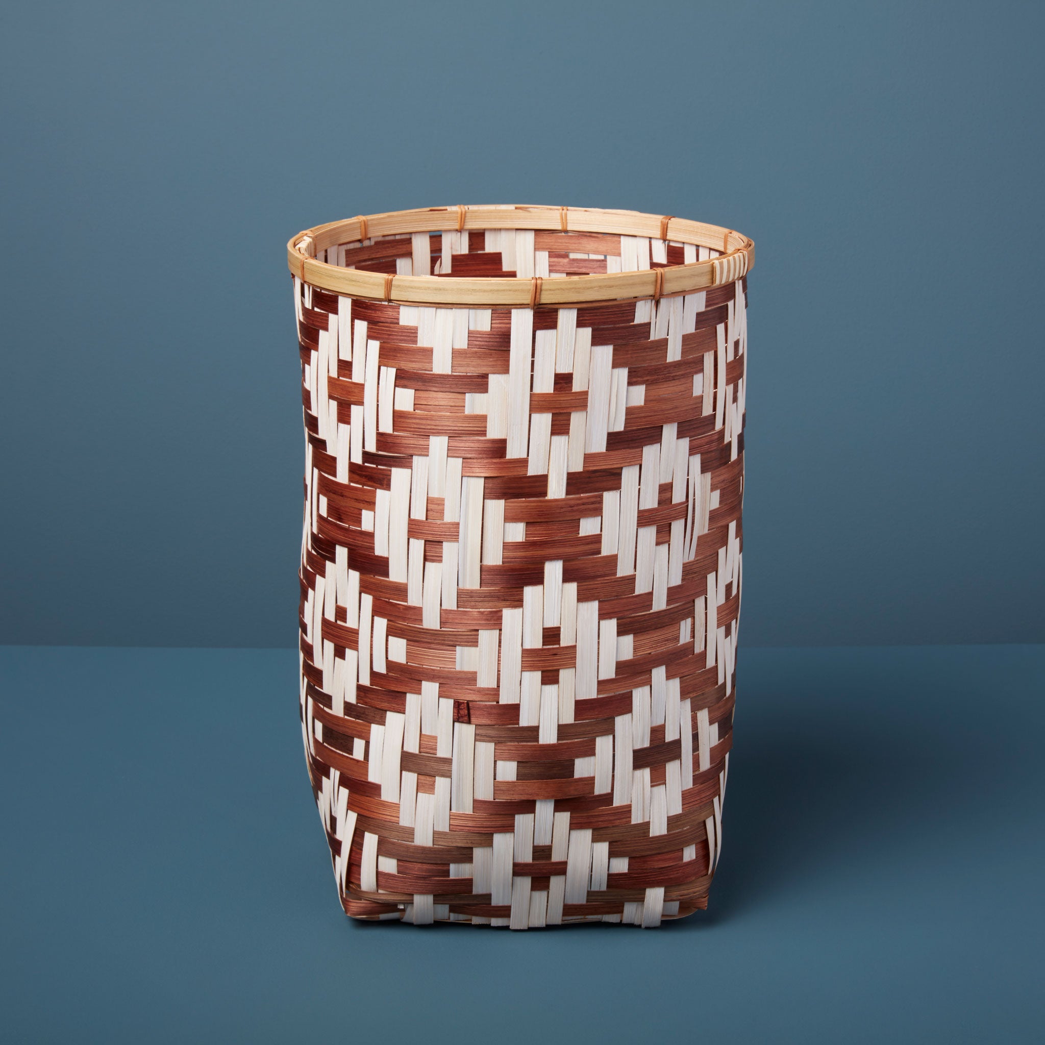 Tazi Basket, Small